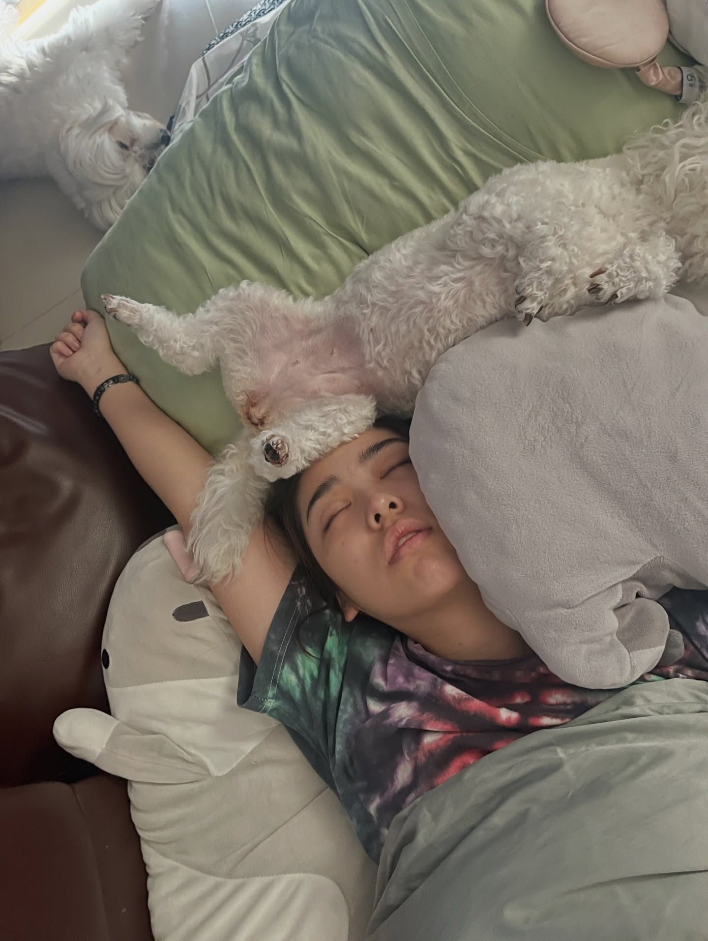 เจน - กุลจิราณัฐ อินทรศิลป์