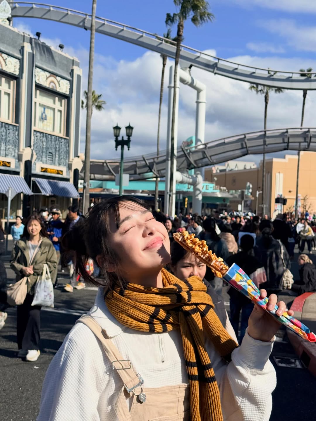 เจน - กุลจิราณัฐ อินทรศิลป์