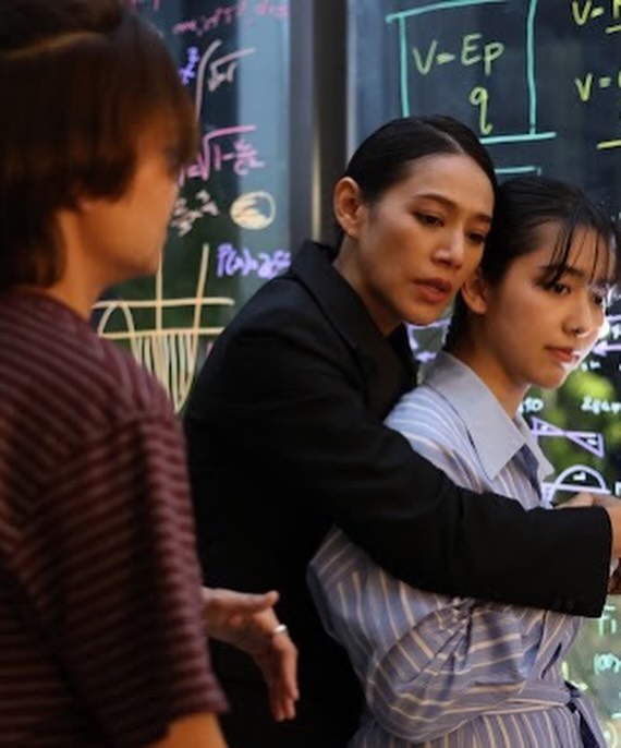 เจน - กุลจิราณัฐ อินทรศิลป์