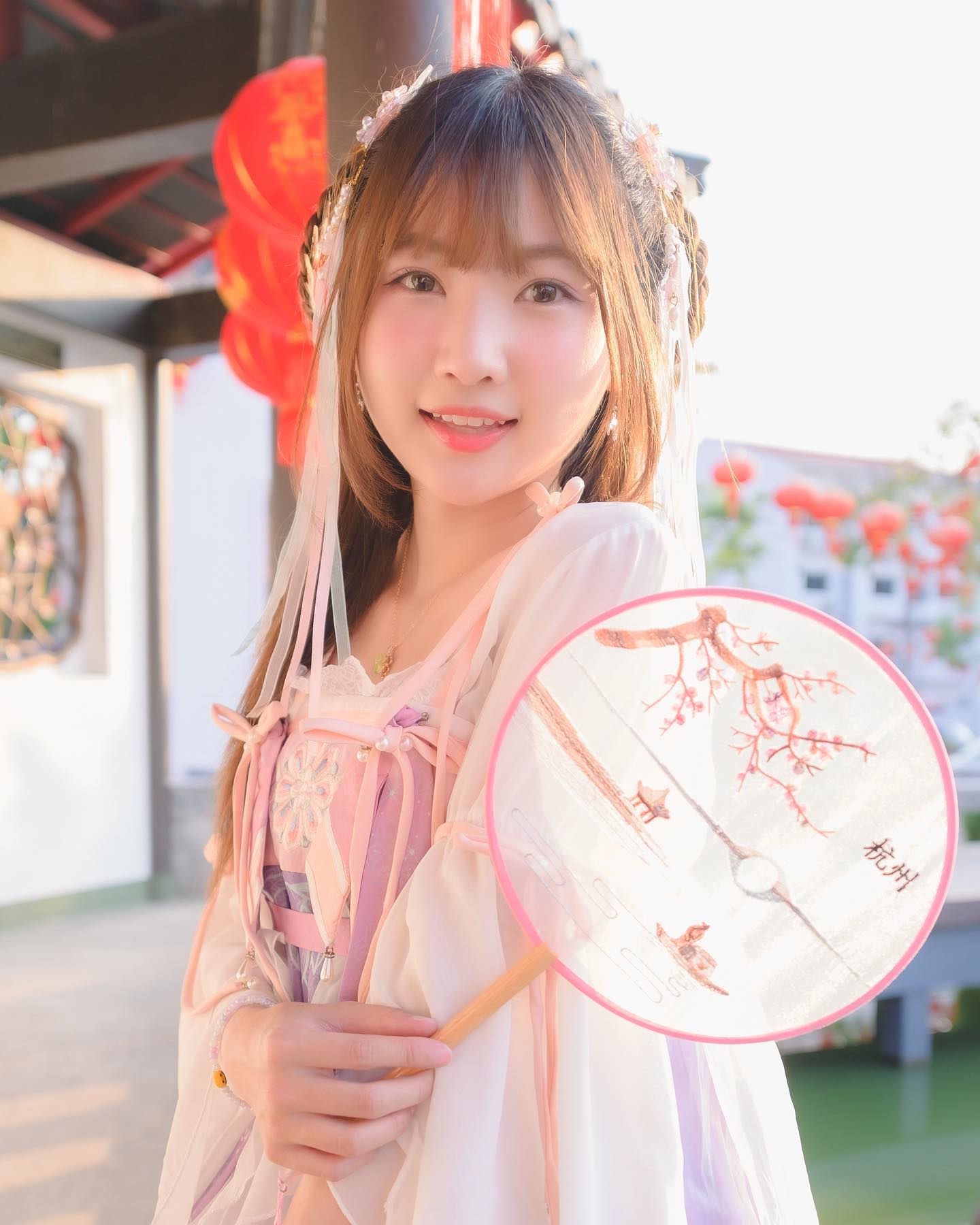 ไข่มุก - วรัทยา ดีสมเลิศ