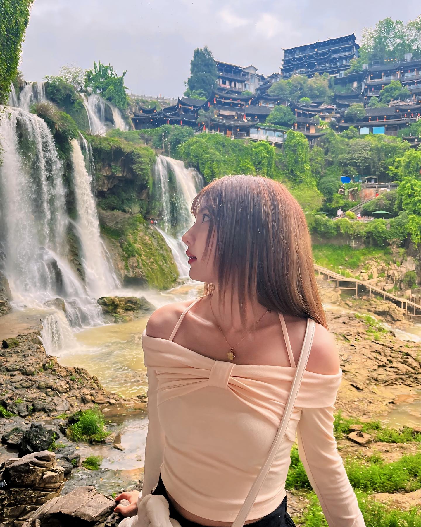 ไข่มุก - วรัทยา ดีสมเลิศ