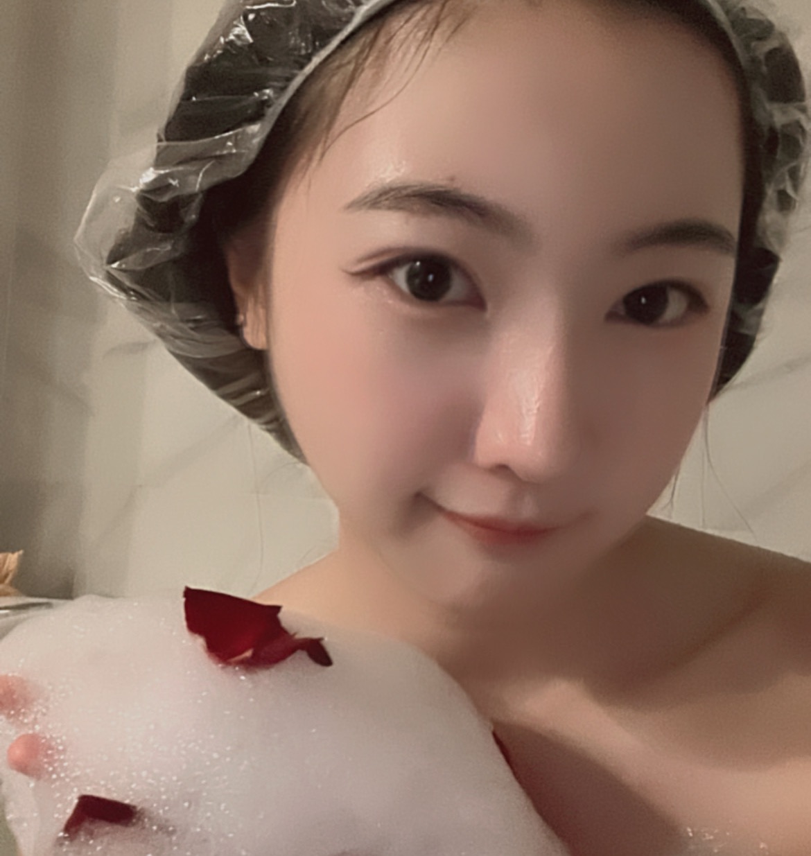 ไข่มุก - วรัทยา ดีสมเลิศ