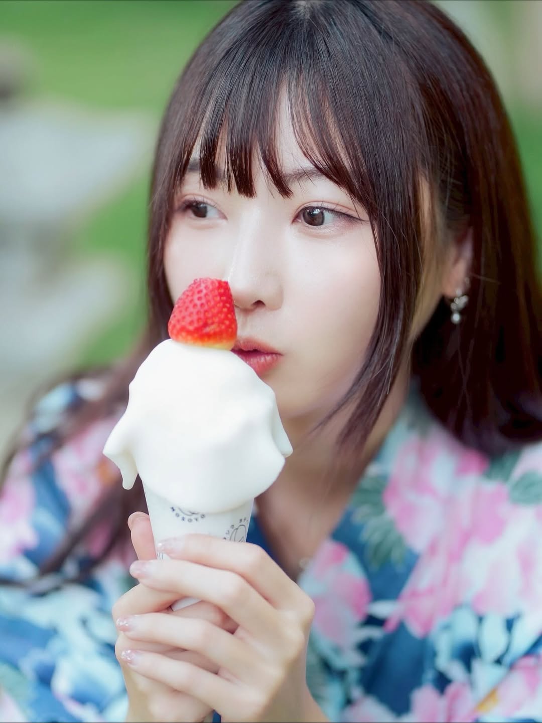 ไข่มุก - วรัทยา ดีสมเลิศ