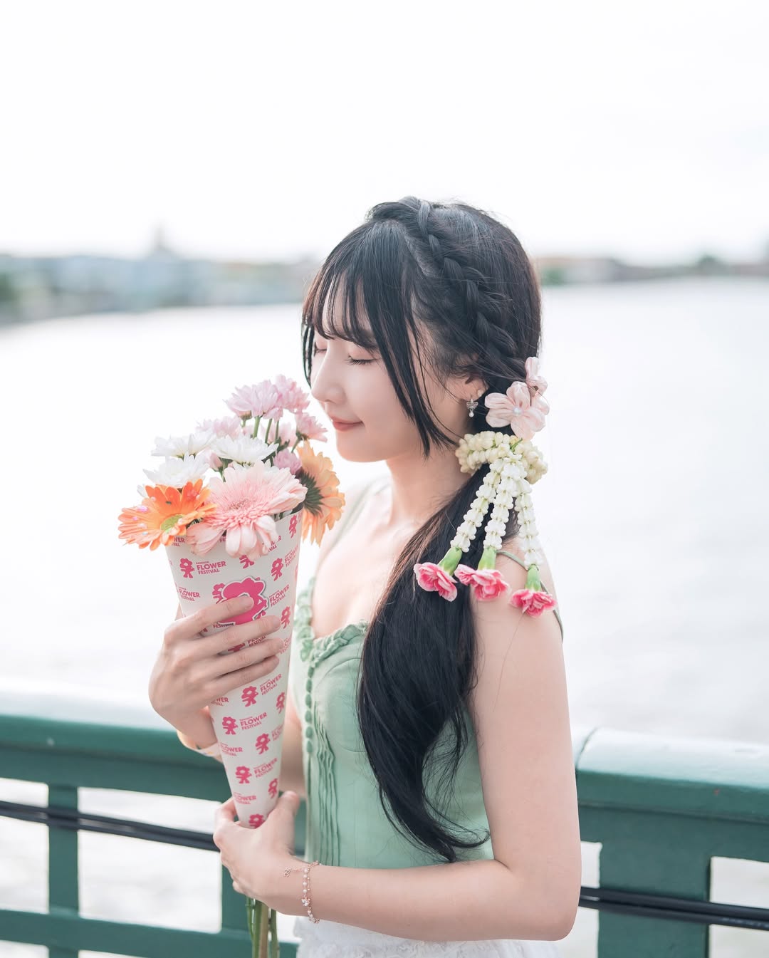 ไข่มุก - วรัทยา ดีสมเลิศ