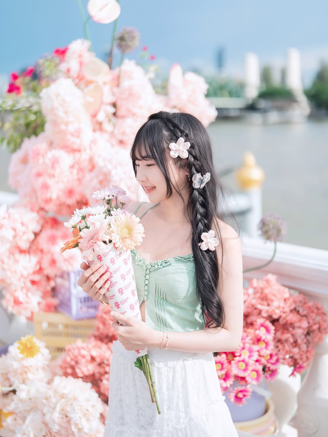 ไข่มุก - วรัทยา ดีสมเลิศ