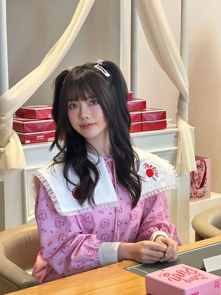 มิวสิค - แพรวา สุธรรมพงษ์