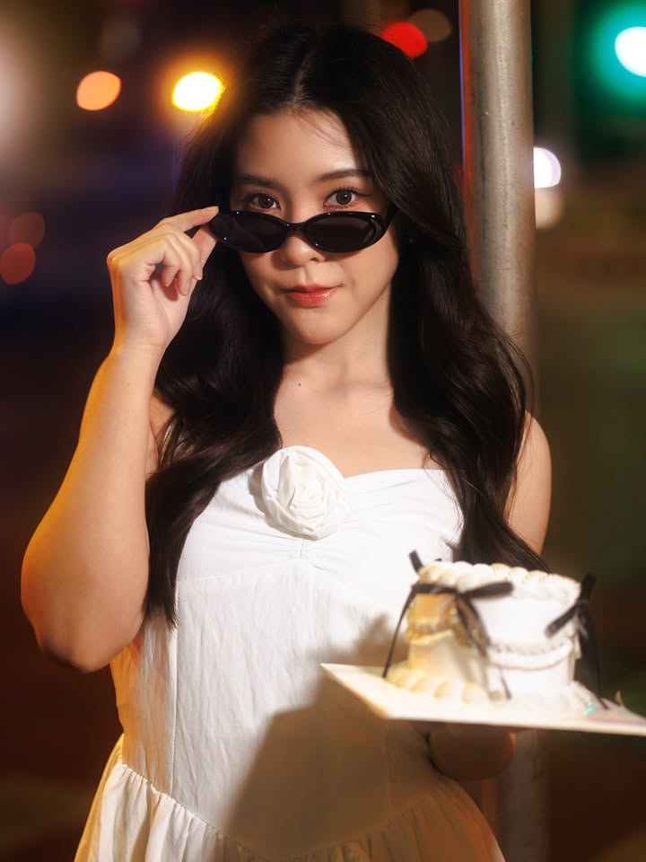 ตาหวาน - อิสราภา ธวัชภักดี