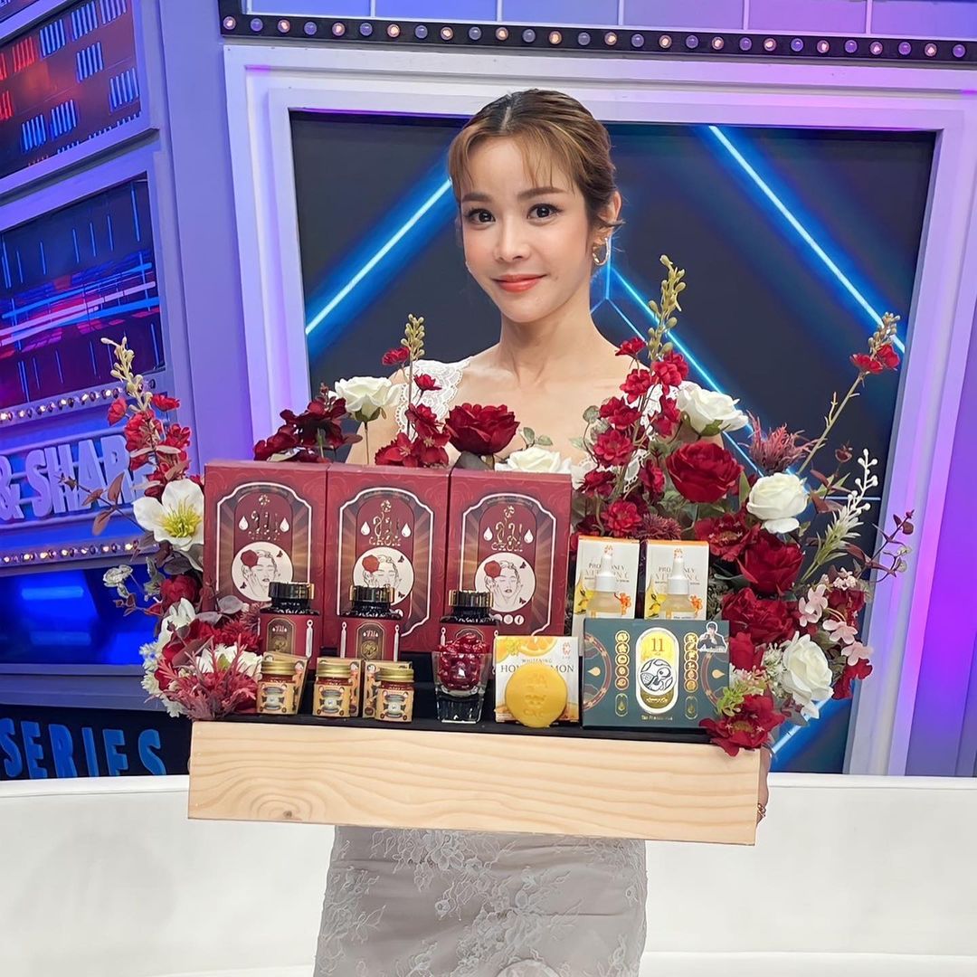 นุ๊ก - สุทธิดา เกษมสันต์ ณ อยุธยา