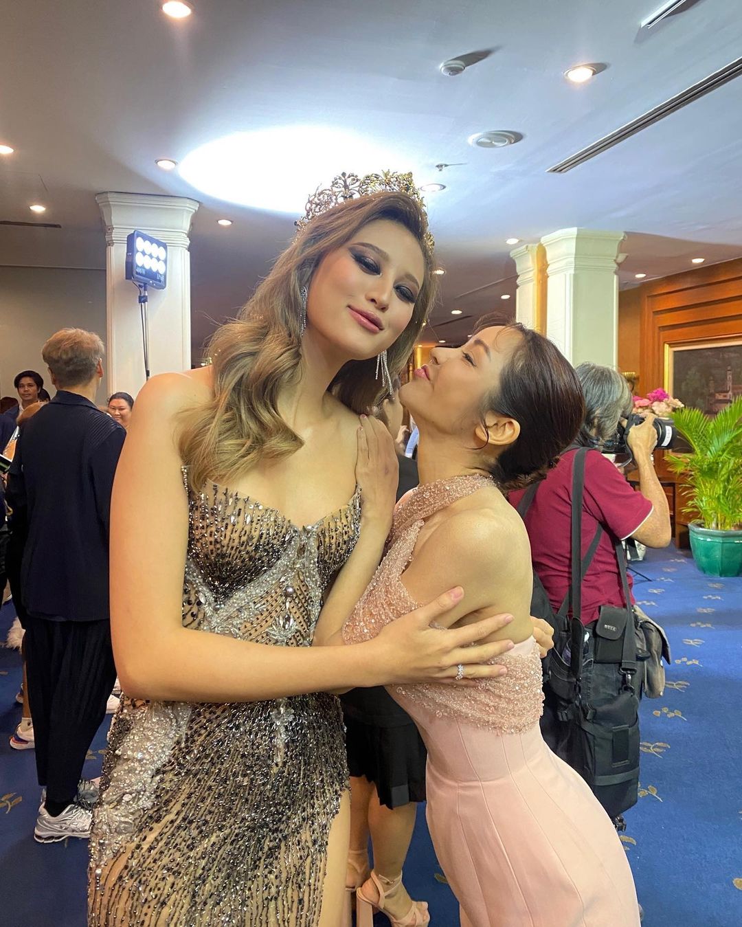 นุ๊ก - สุทธิดา เกษมสันต์ ณ อยุธยา