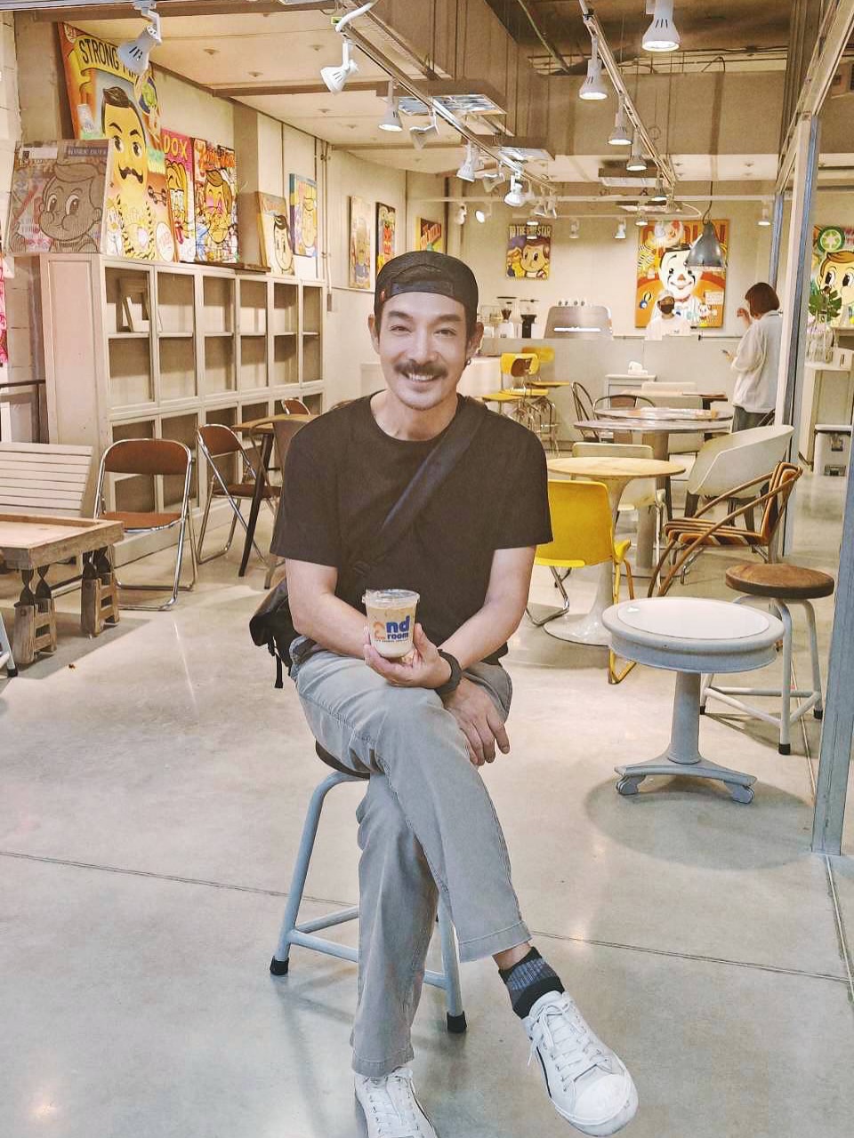 โอ๊ต - วรวุฒิ นิยมทรัพย์