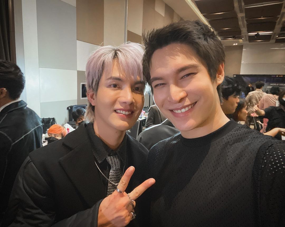 พีท - พล นพวิชัย