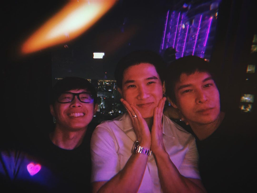 พีท - พล นพวิชัย