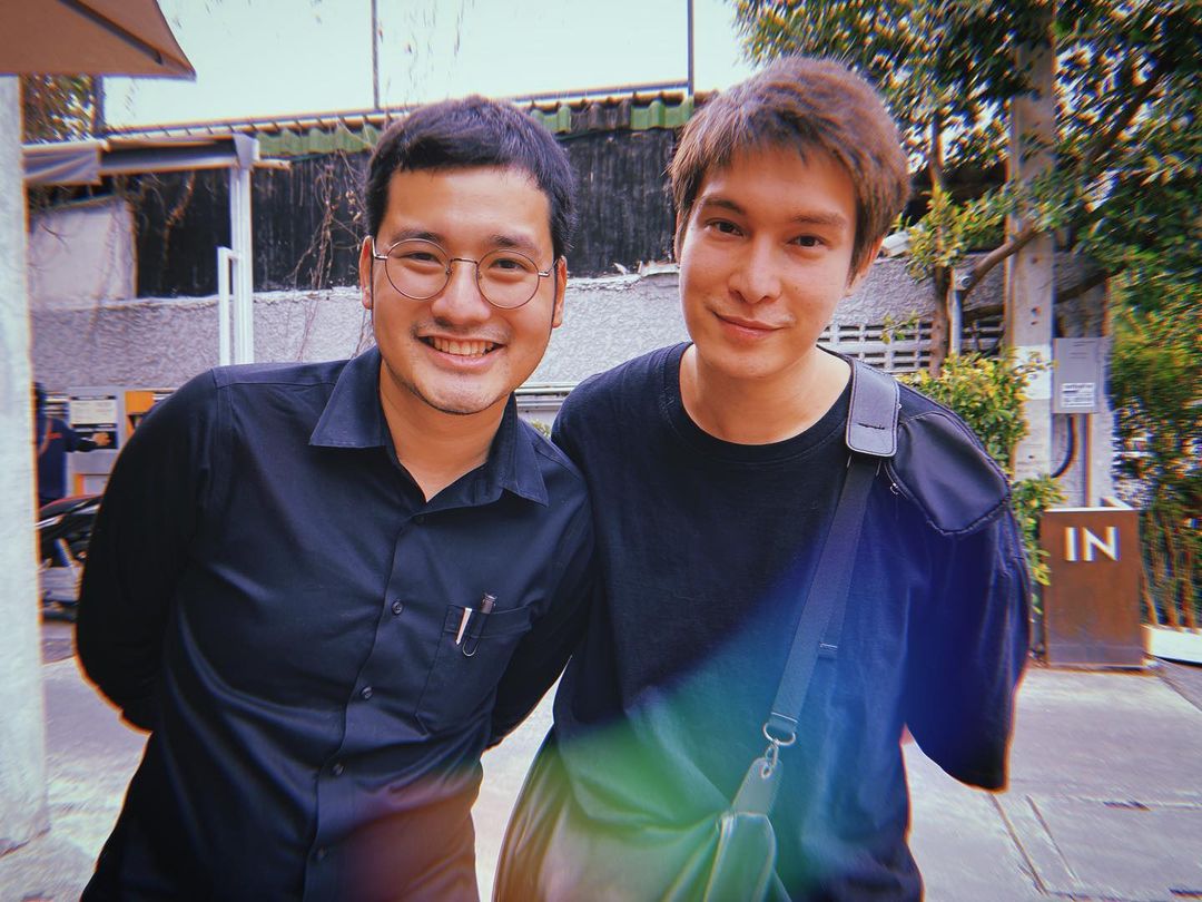 พีท - พล นพวิชัย