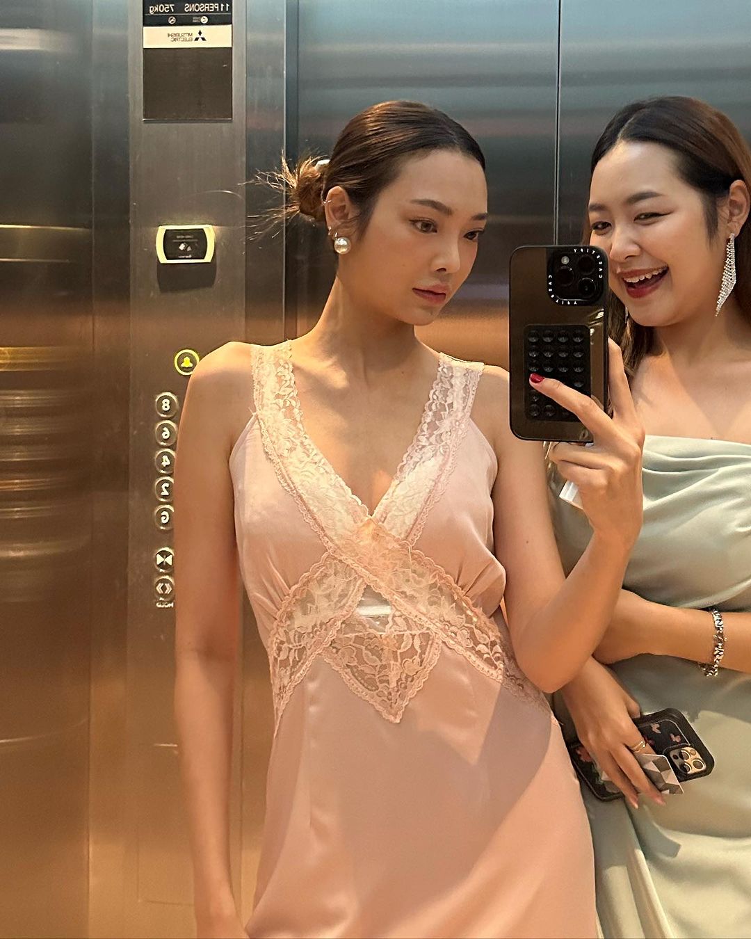 พรอยมน - มนสภรณ์ ชาญเฉลิม