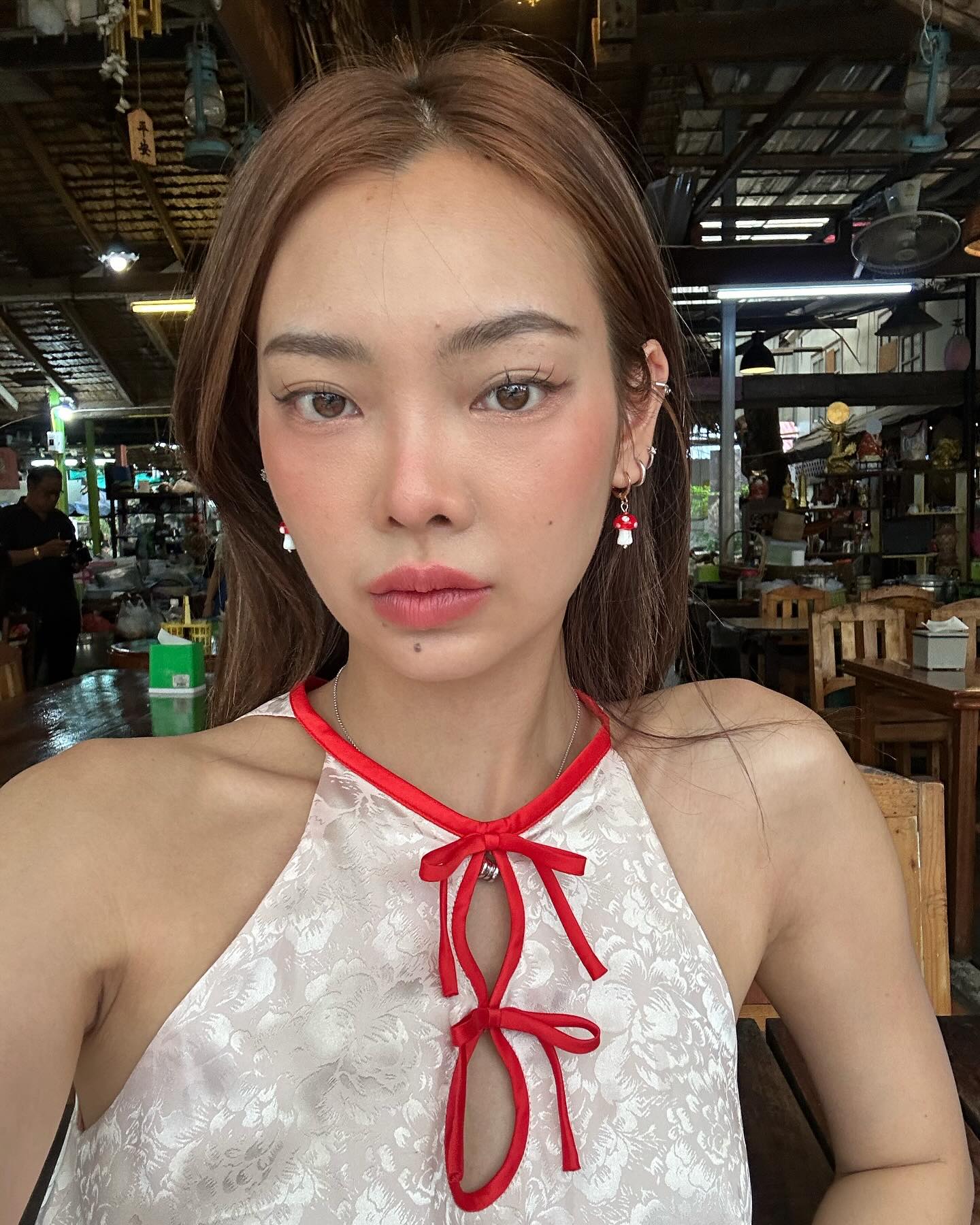 พรอยมน - มนสภรณ์ ชาญเฉลิม