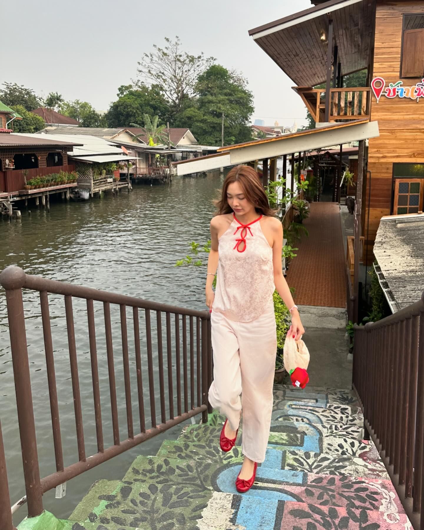 พรอยมน - มนสภรณ์ ชาญเฉลิม