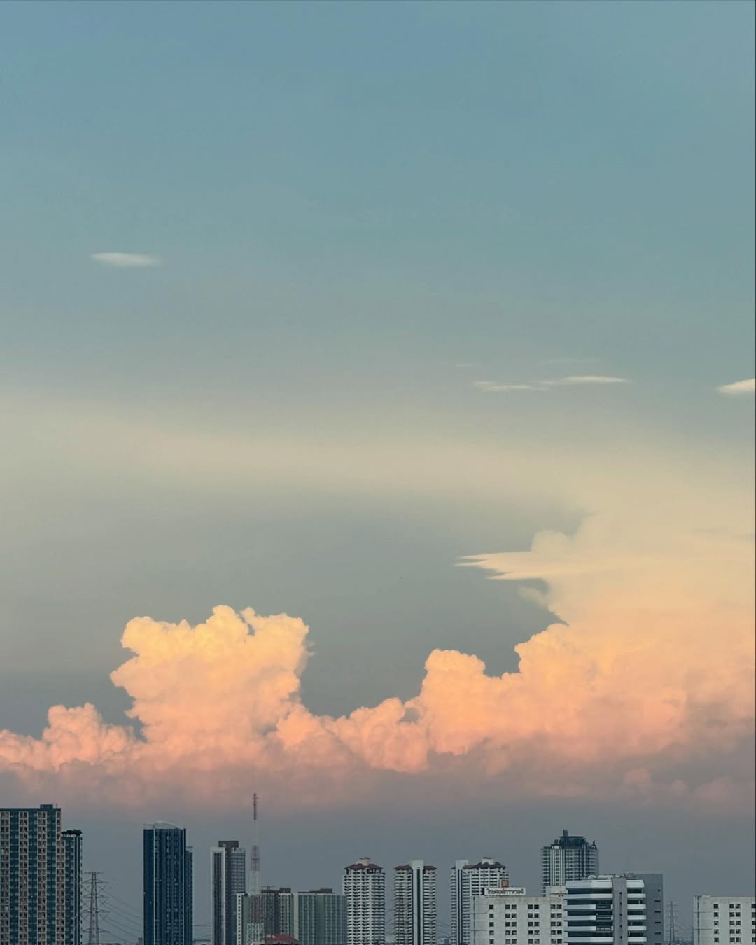 พรอยมน - มนสภรณ์ ชาญเฉลิม