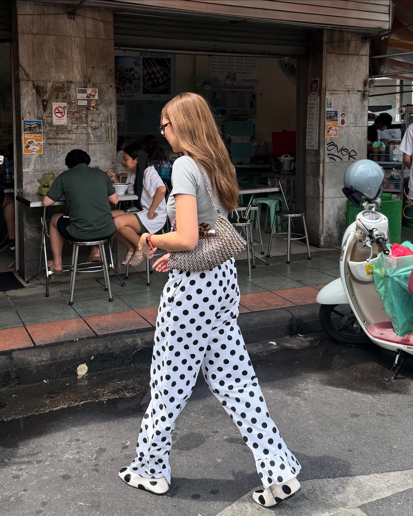 พรอยมน - มนสภรณ์ ชาญเฉลิม