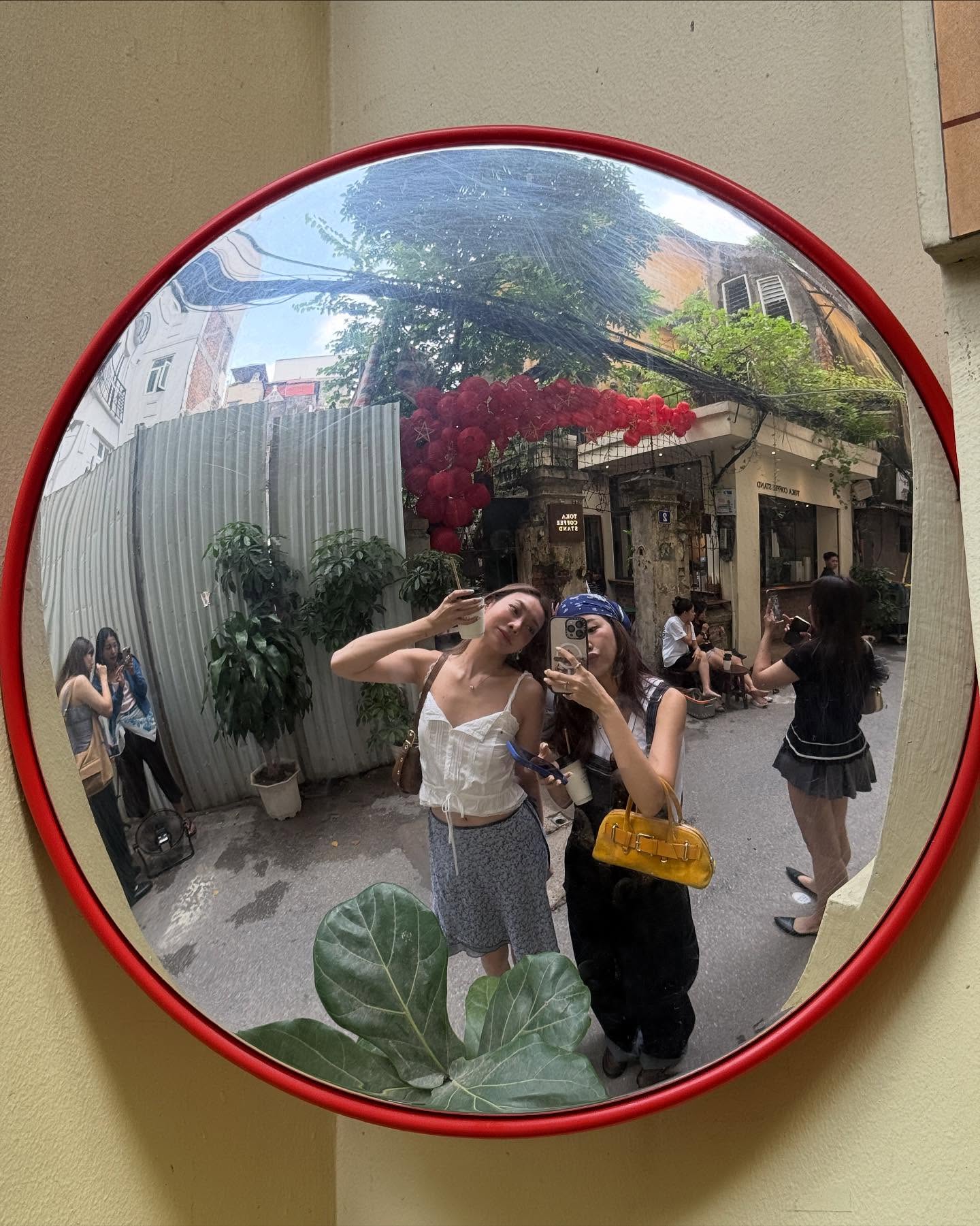 พรอยมน - มนสภรณ์ ชาญเฉลิม