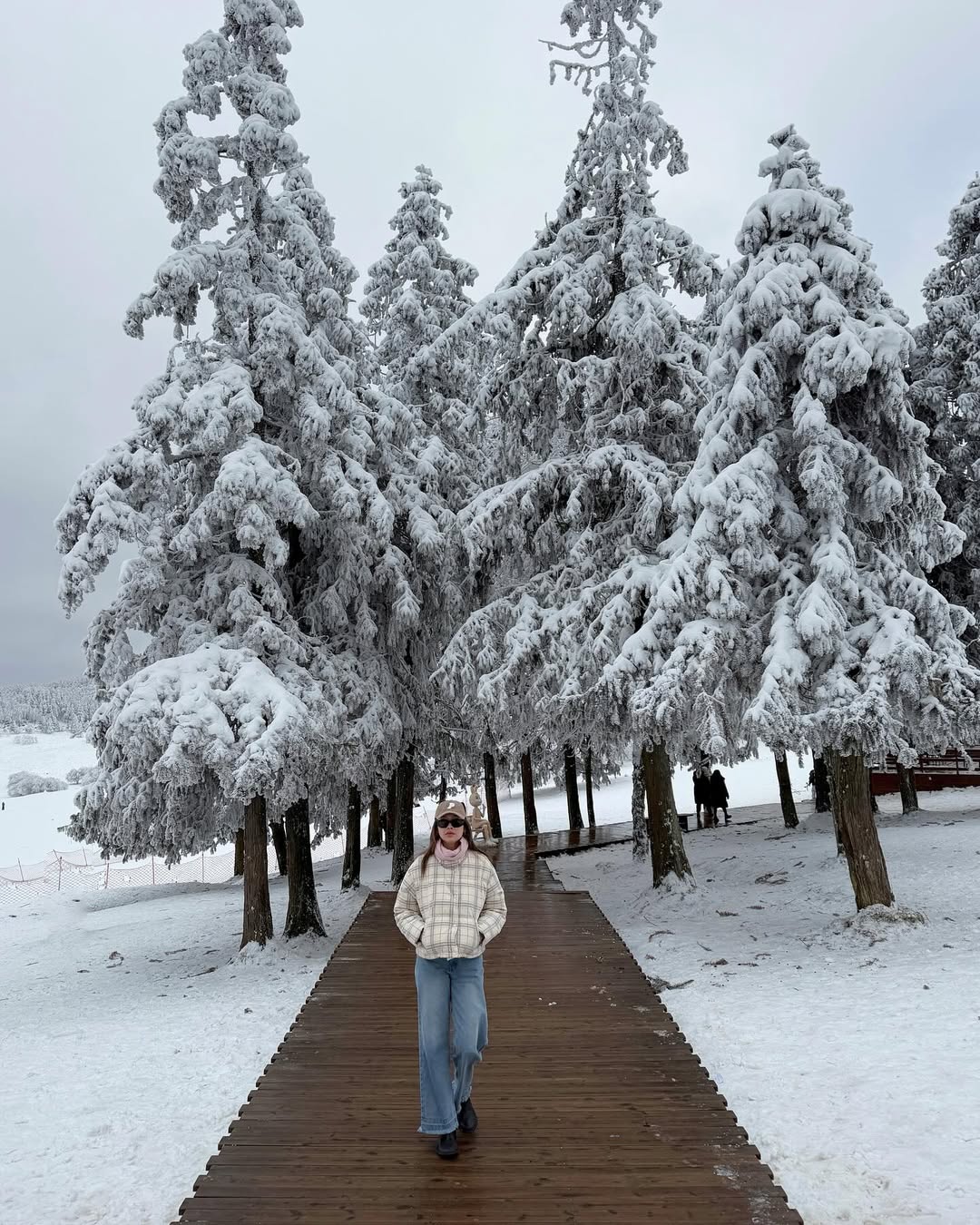 พรอยมน - มนสภรณ์ ชาญเฉลิม