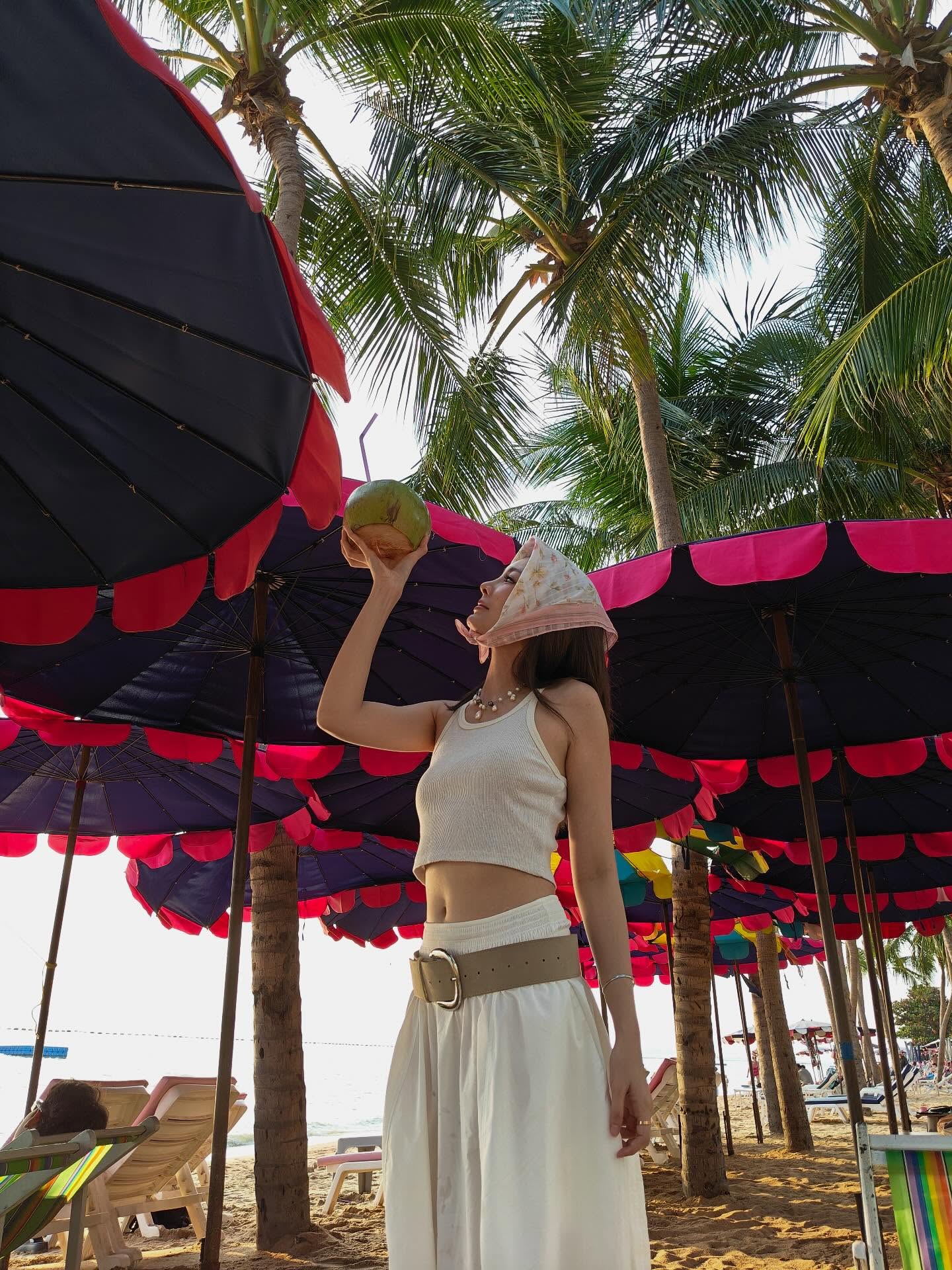 พรอยมน - มนสภรณ์ ชาญเฉลิม