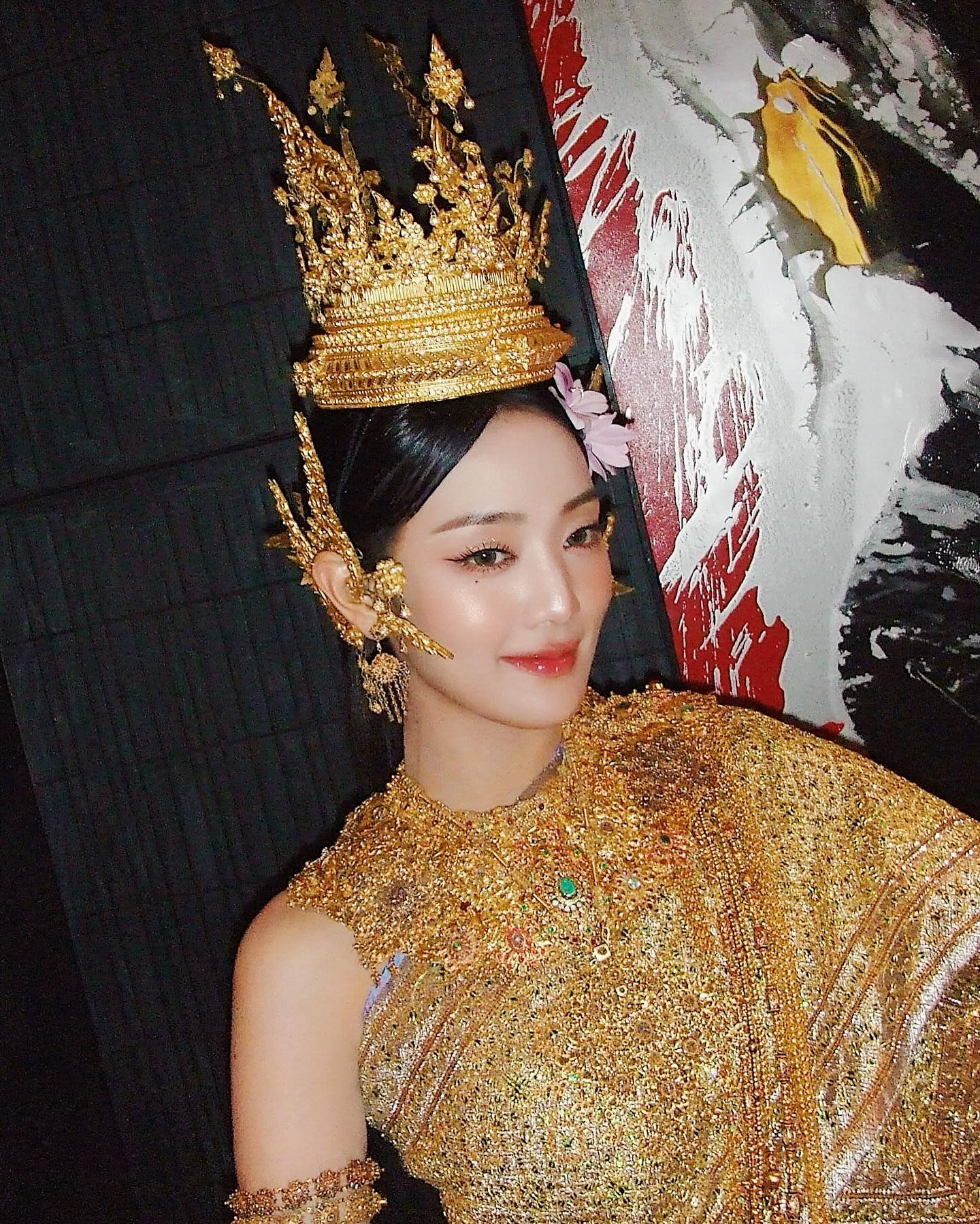 มินนี่ - ณิชา ยนตรรักษ์