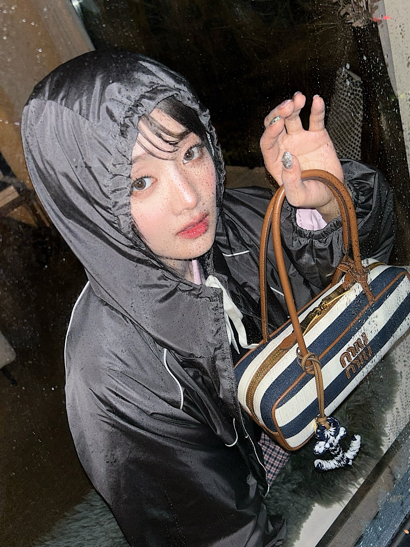 มินนี่ - ณิชา ยนตรรักษ์