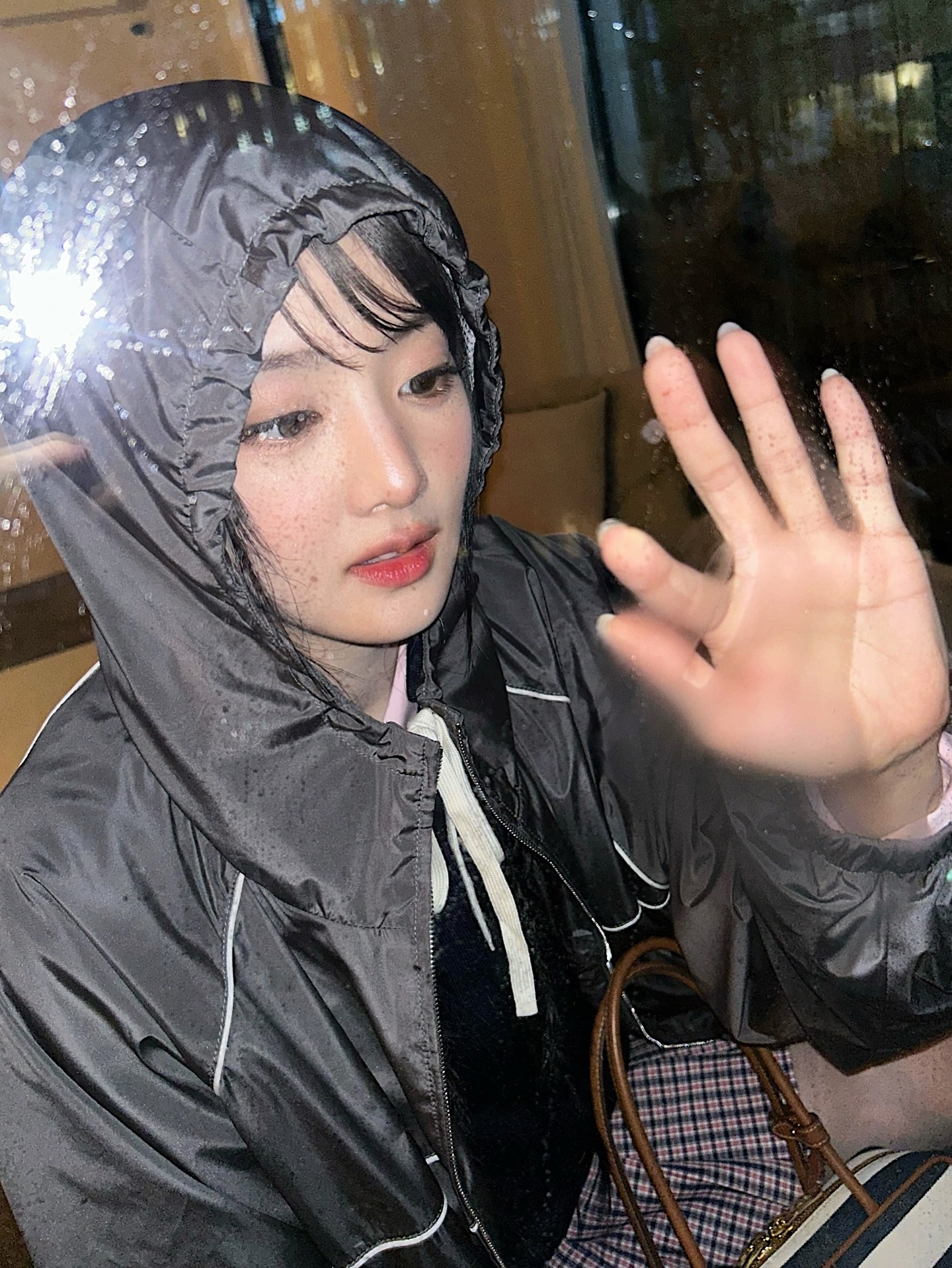มินนี่ - ณิชา ยนตรรักษ์