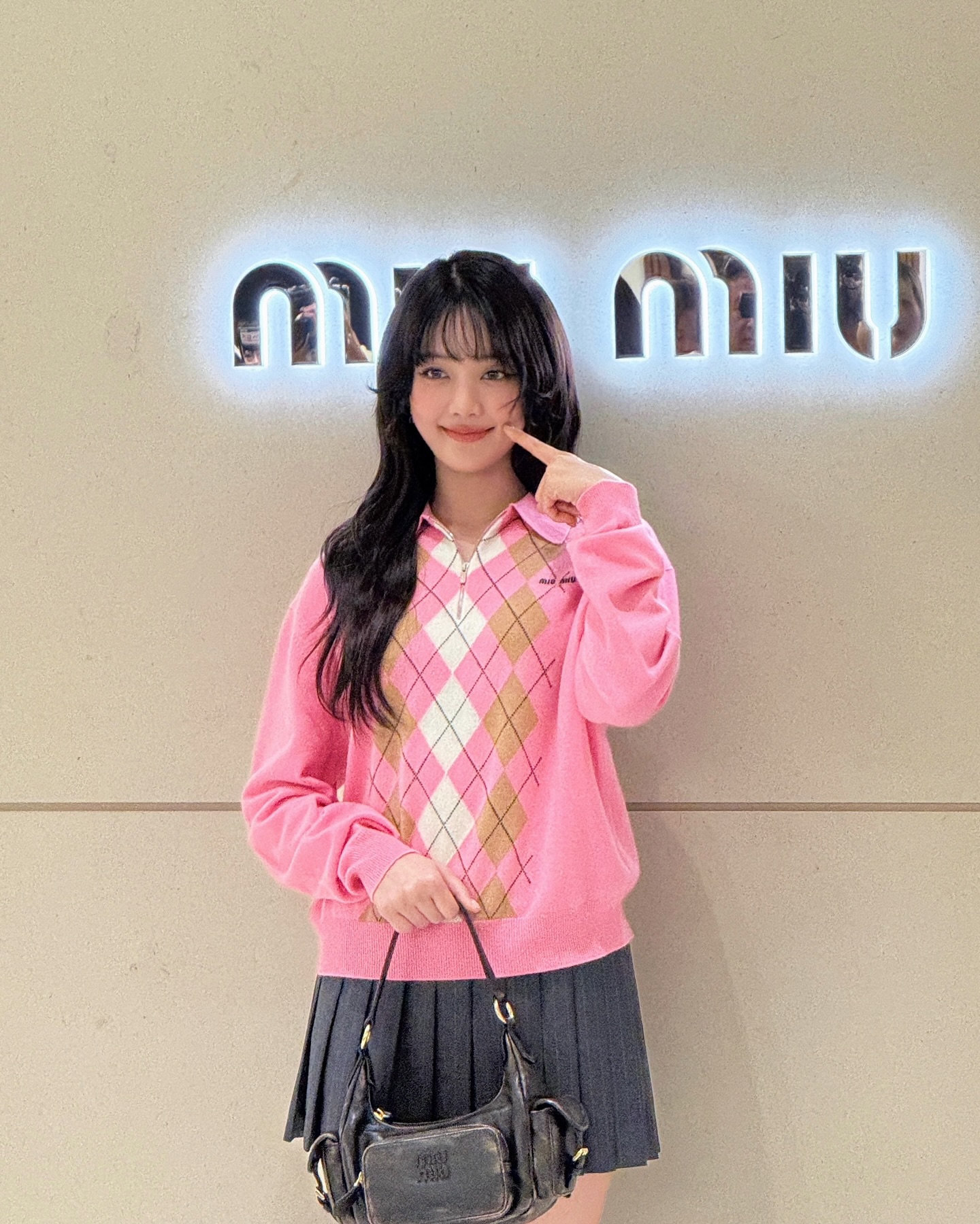 มินนี่ - ณิชา ยนตรรักษ์