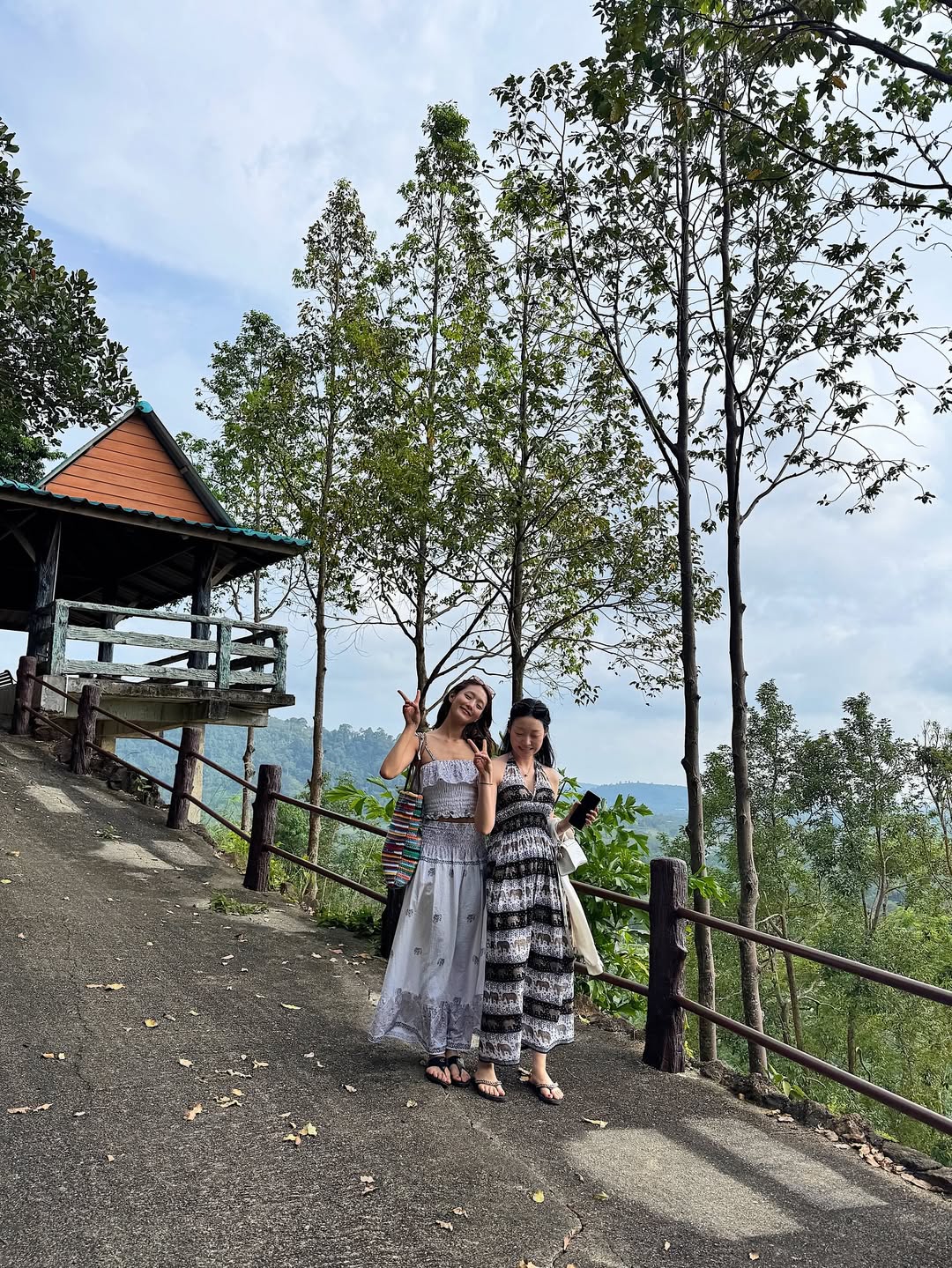 มินนี่ - ณิชา ยนตรรักษ์