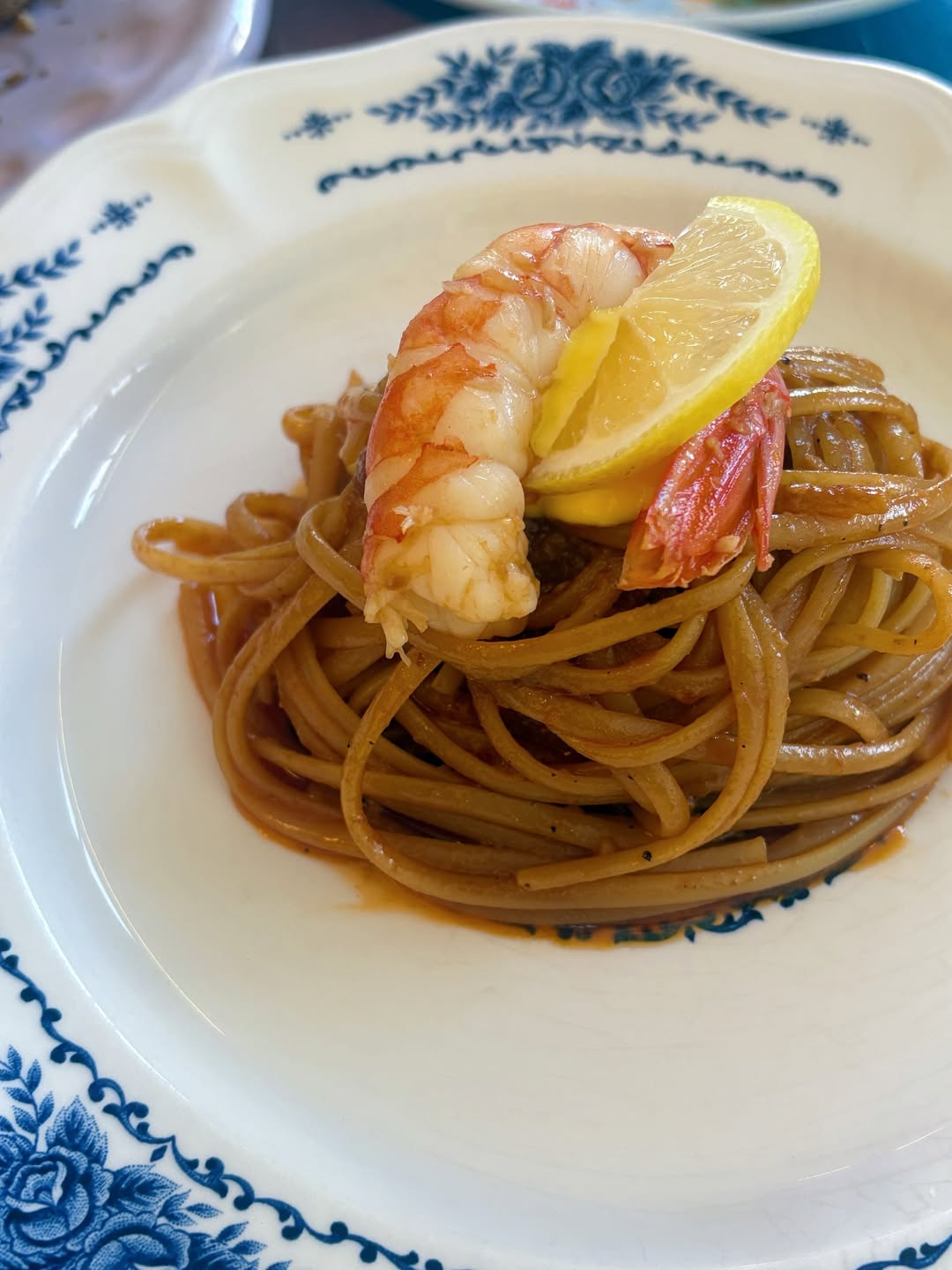 มินนี่ - ณิชา ยนตรรักษ์