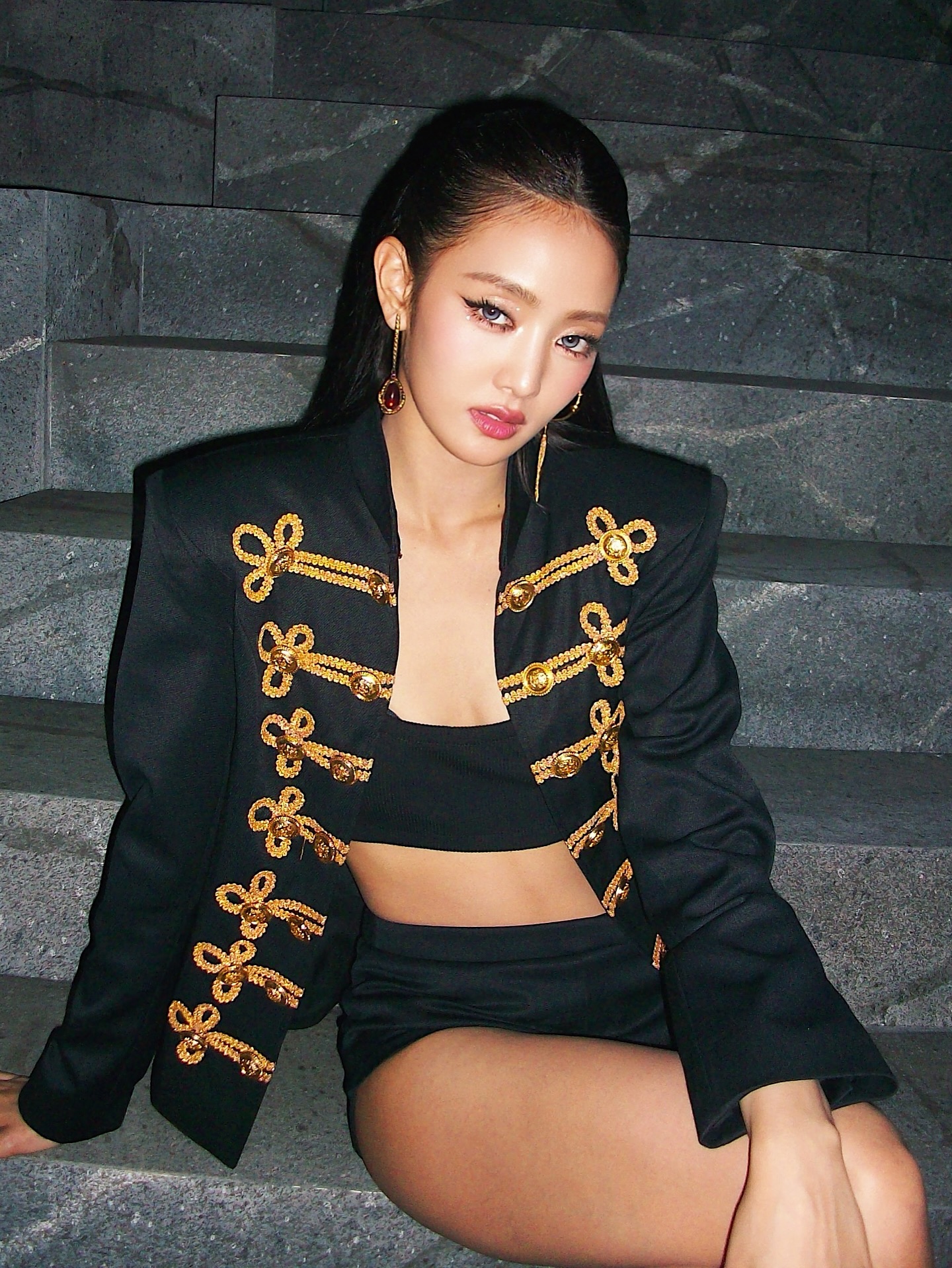 มินนี่ - ณิชา ยนตรรักษ์