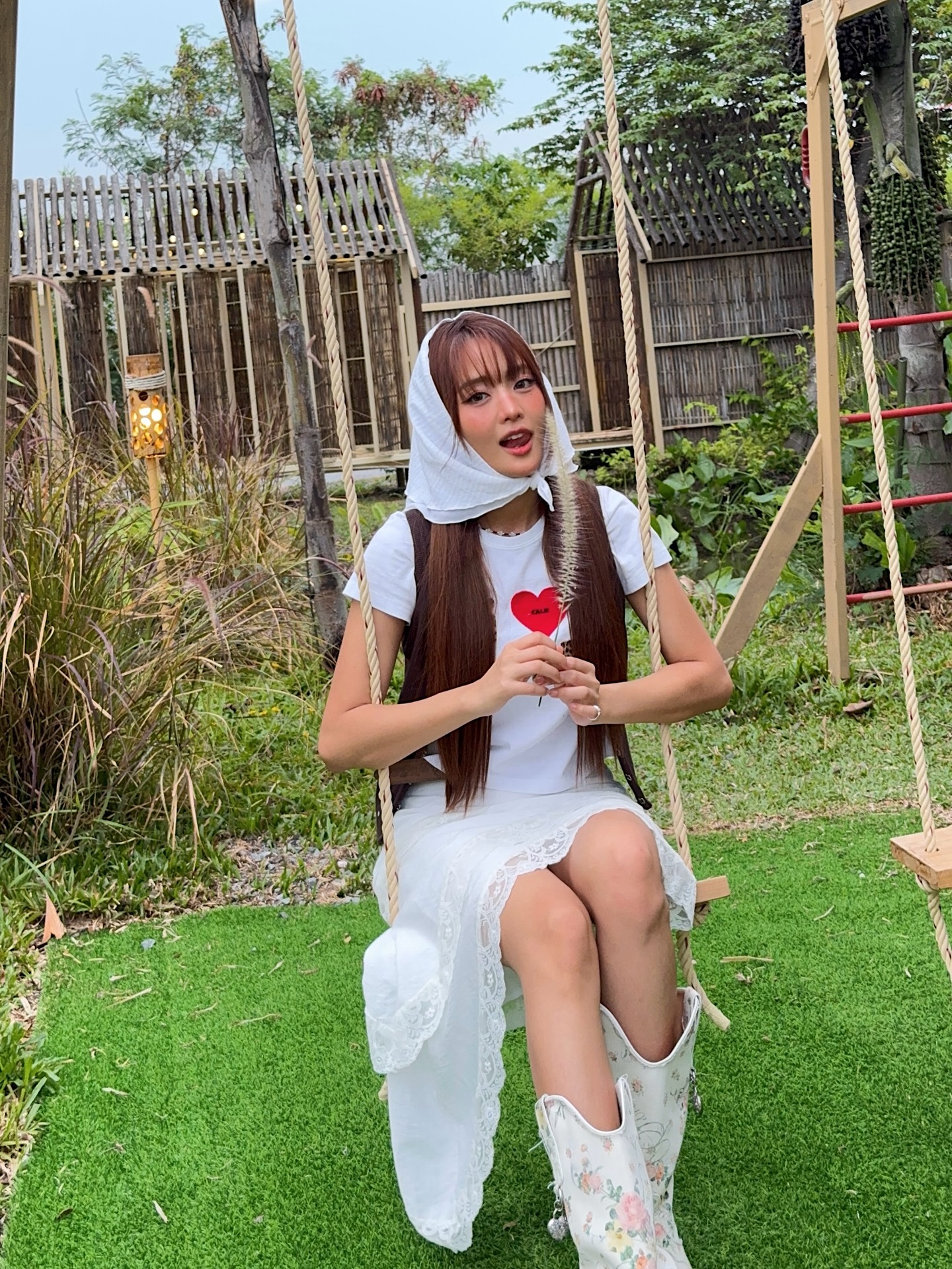 มินนี่ - ณิชา ยนตรรักษ์