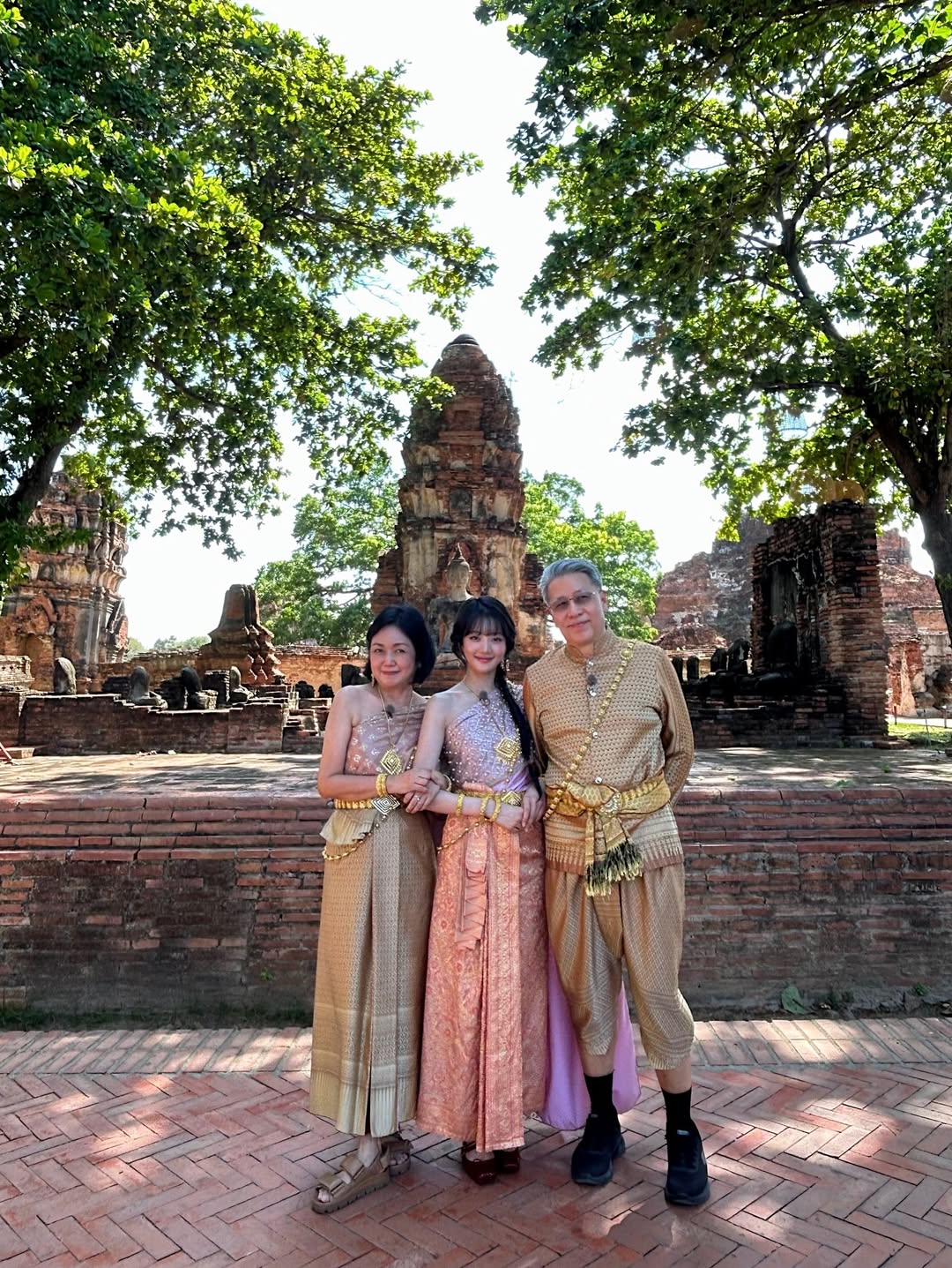 มินนี่ - ณิชา ยนตรรักษ์