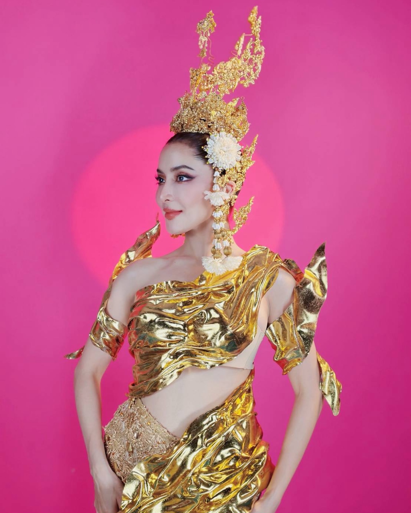 พิ้งค์กี้ - สาวิกา ไชยเดช