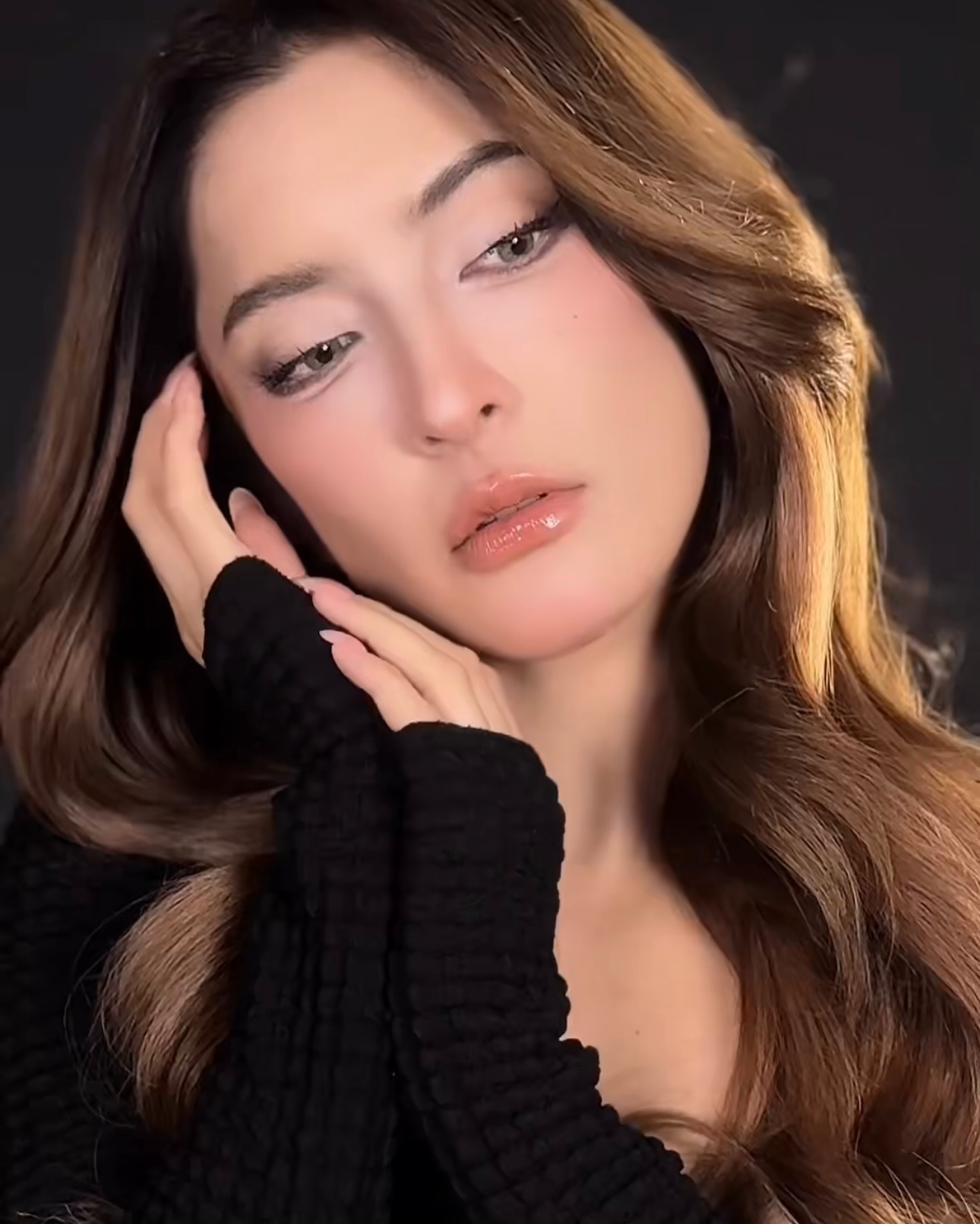 พิ้งค์กี้ - สาวิกา ไชยเดช