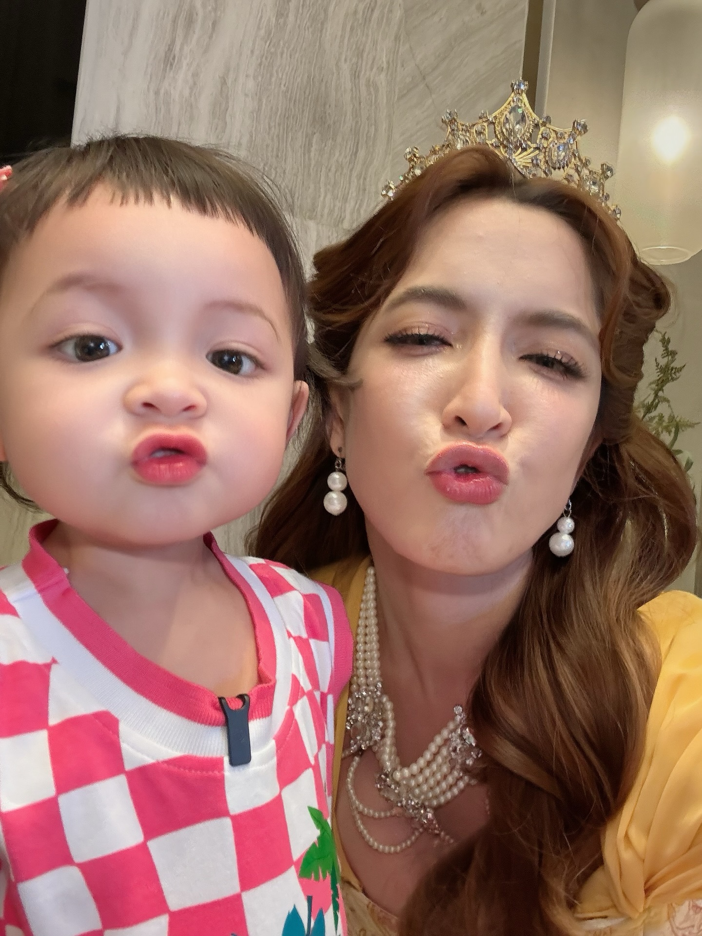 พิ้งค์กี้ - สาวิกา ไชยเดช