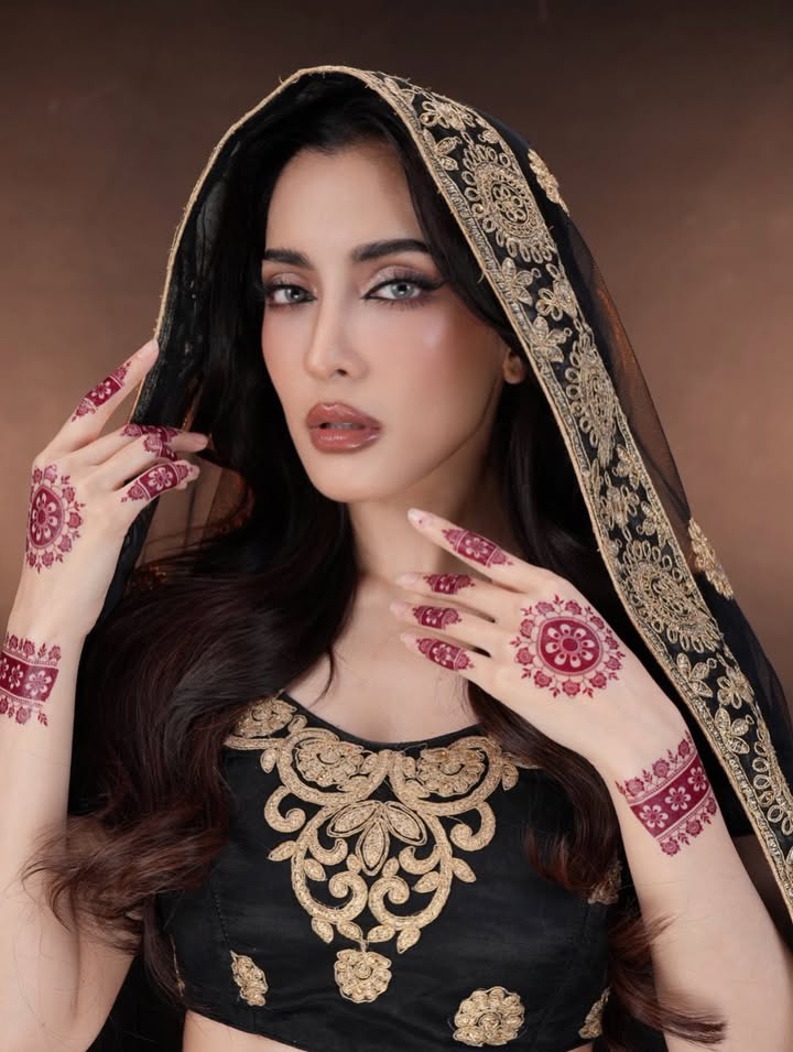 พิ้งค์กี้ - สาวิกา ไชยเดช