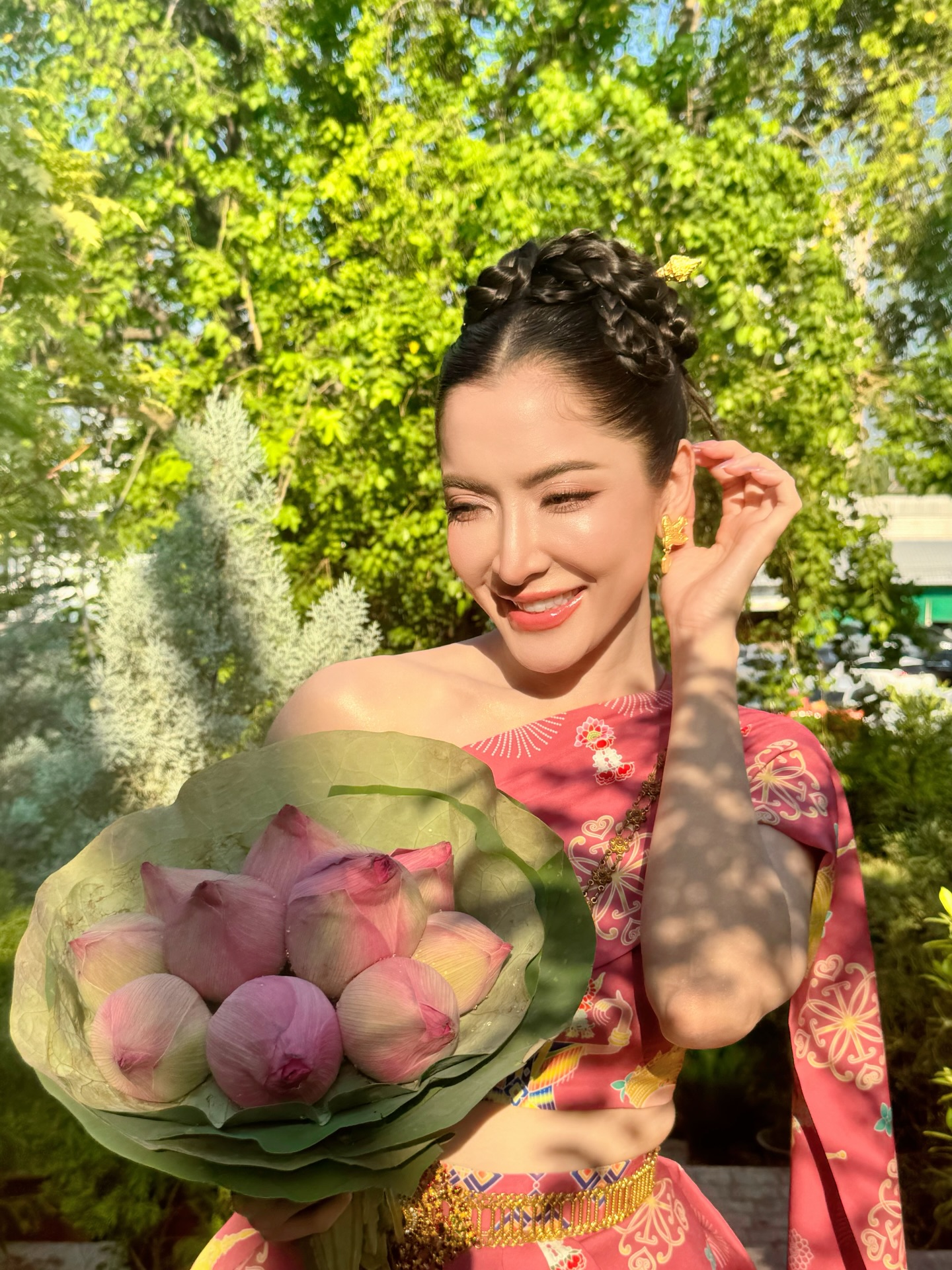 พิ้งค์กี้ - สาวิกา ไชยเดช