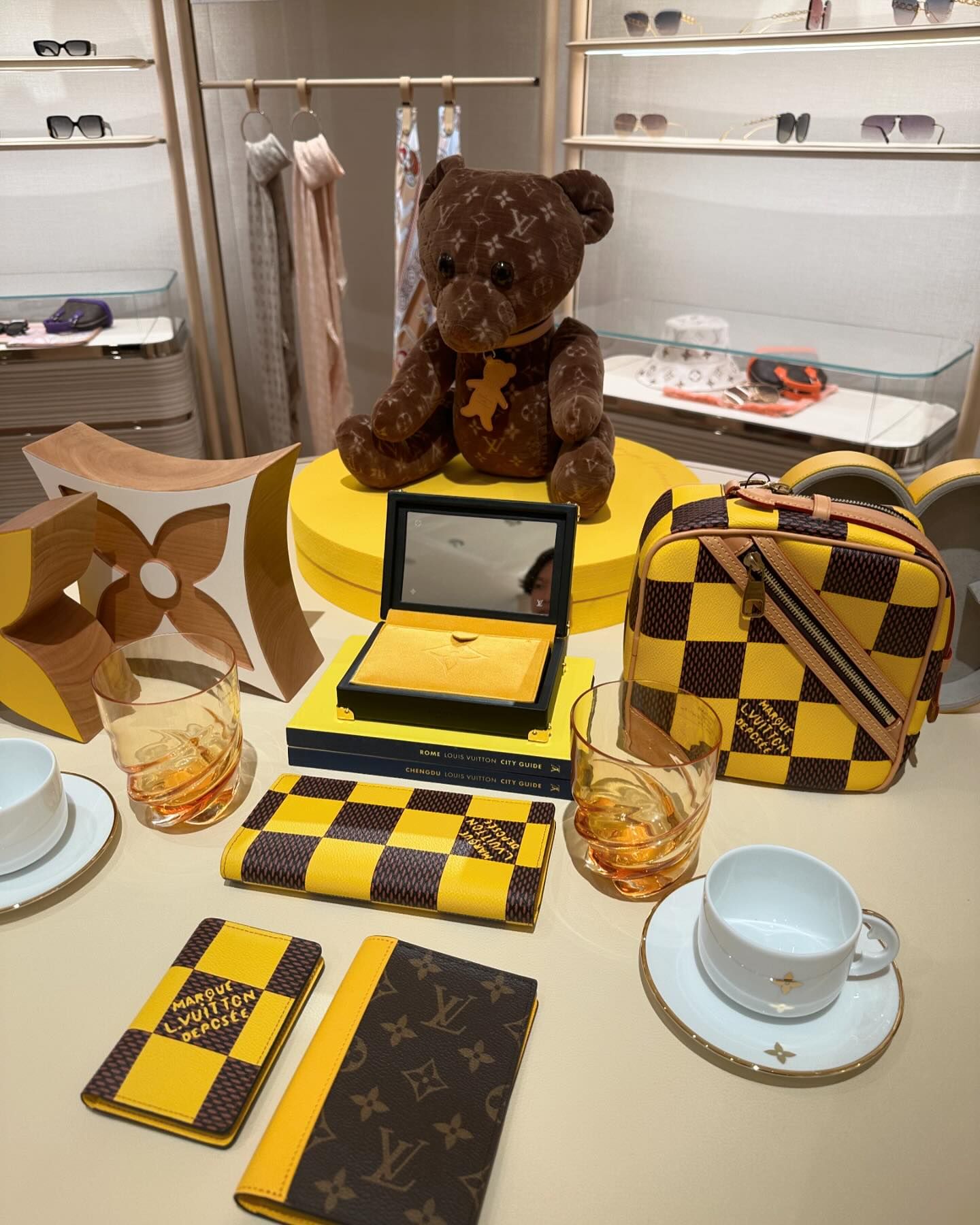 กัน - ณภัทร ณ ระนอง