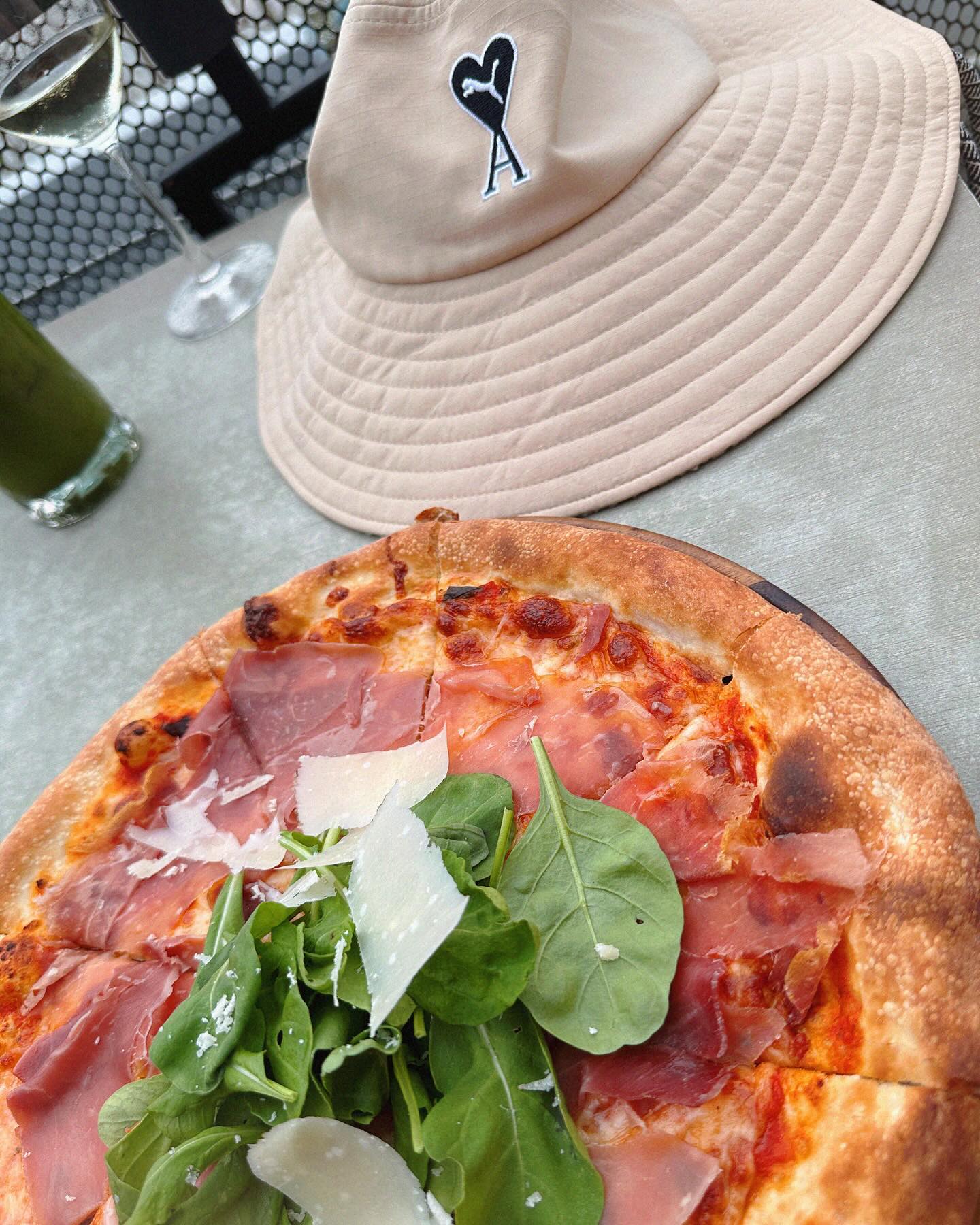 กัน - ณภัทร ณ ระนอง