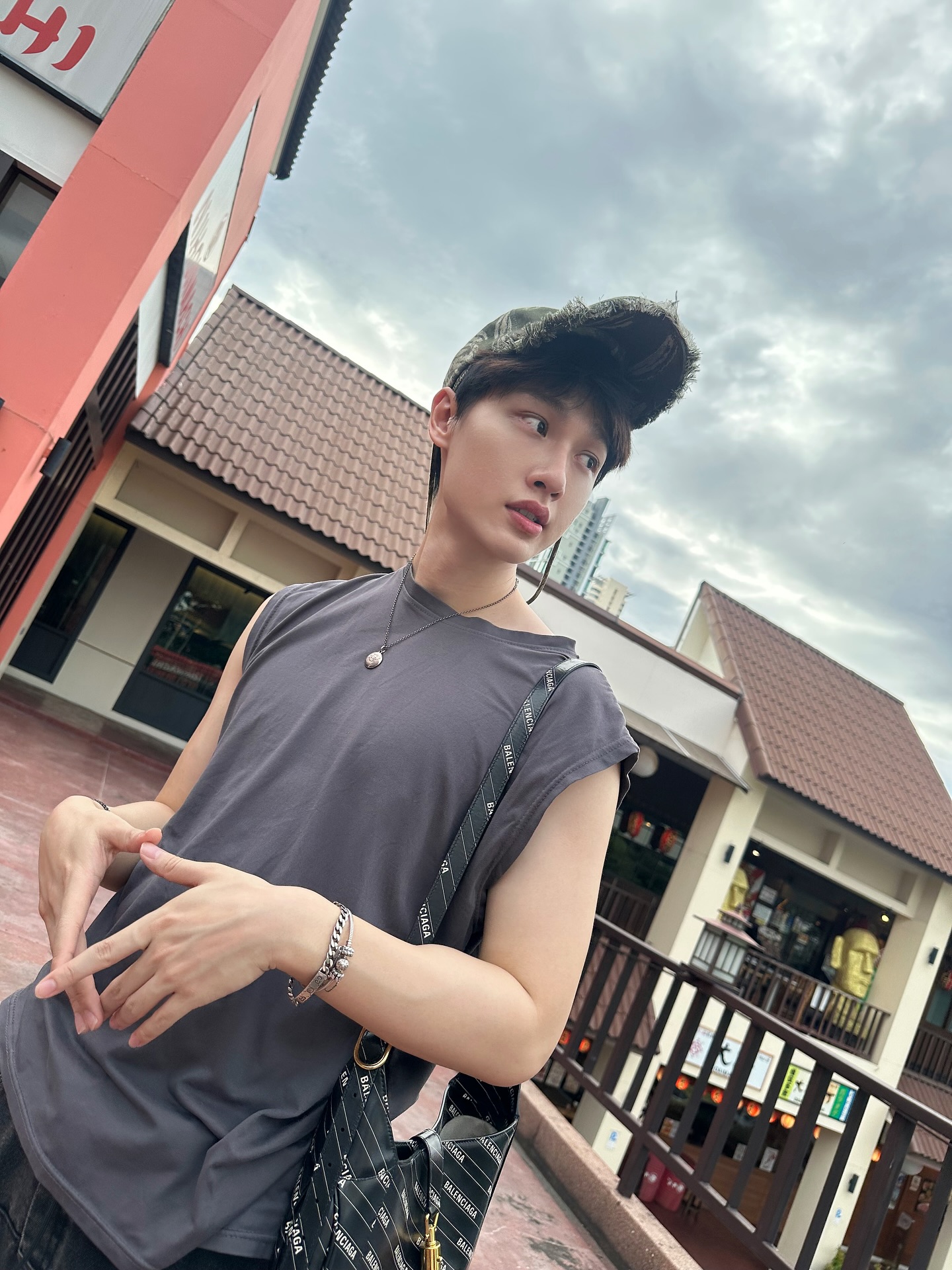 กัน - ณภัทร ณ ระนอง