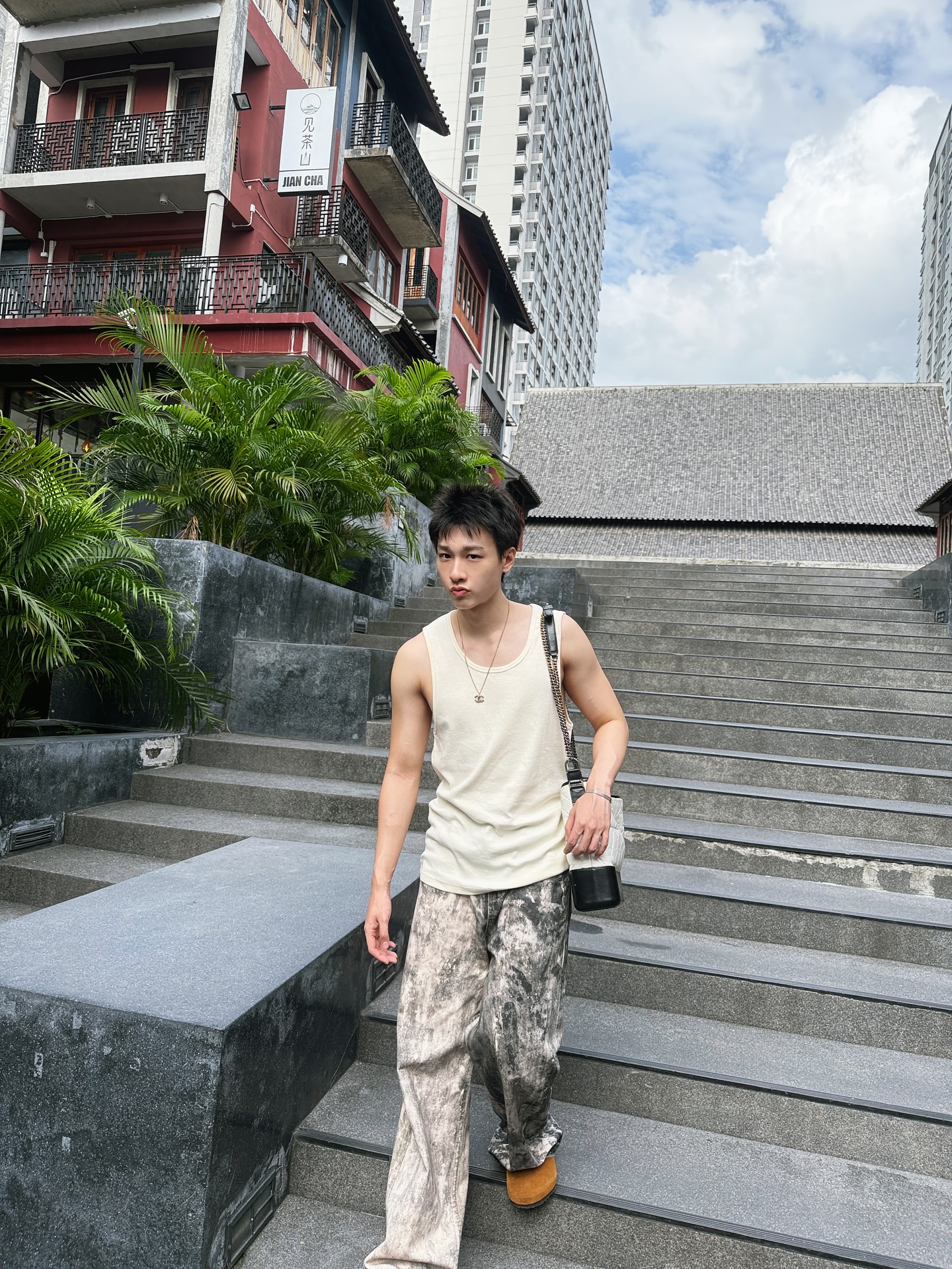 กัน - ณภัทร ณ ระนอง