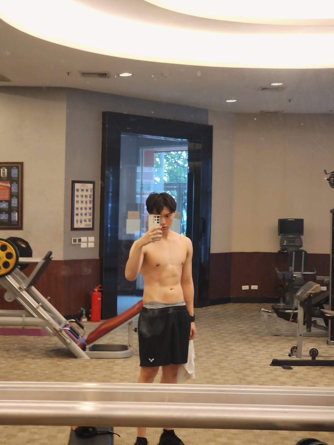 กัน - ณภัทร ณ ระนอง