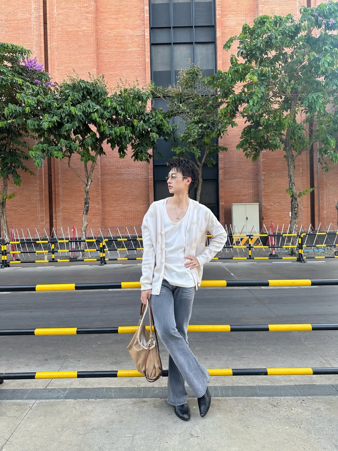 กัน - ณภัทร ณ ระนอง