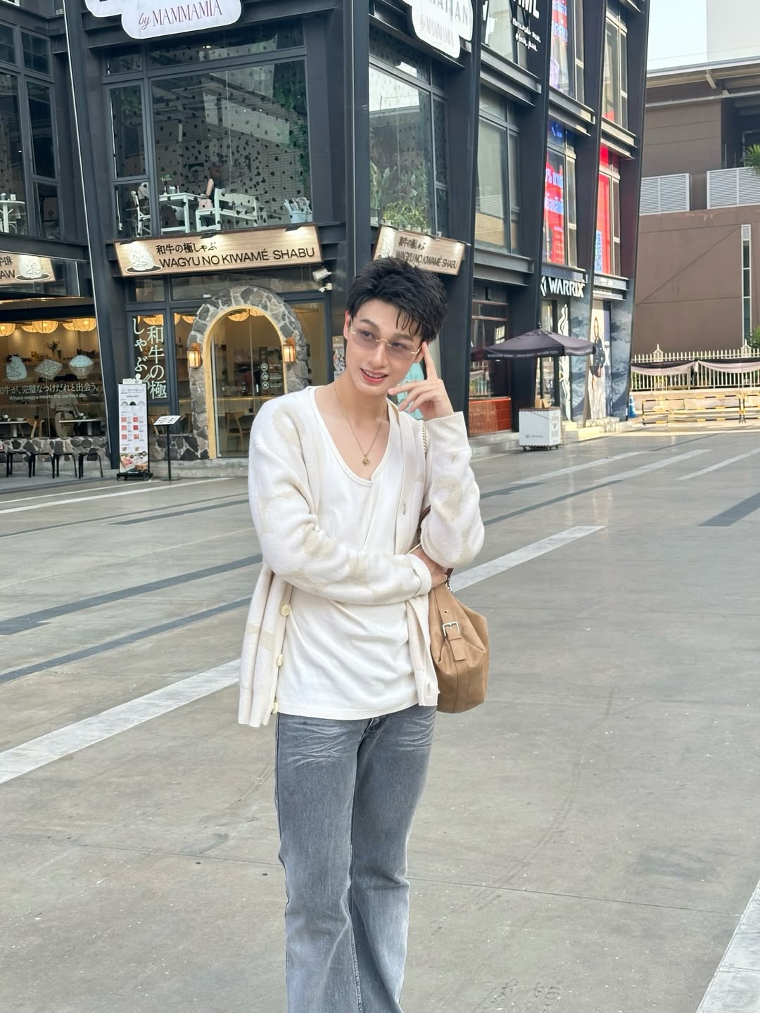 กัน - ณภัทร ณ ระนอง