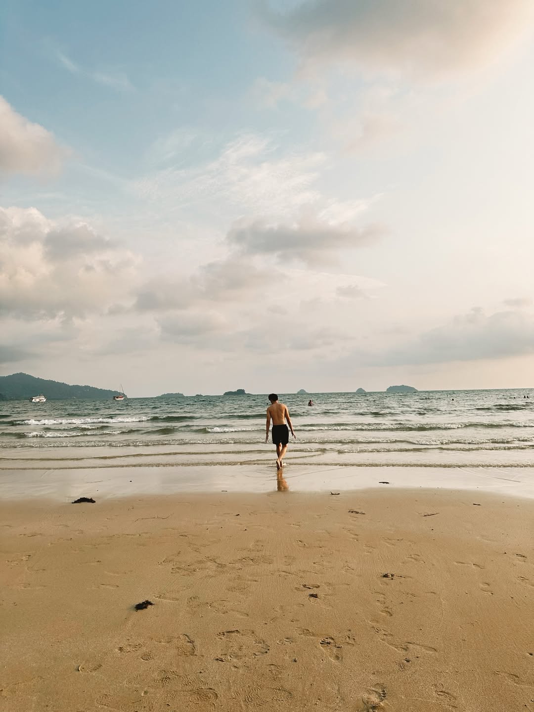 กัน - ณภัทร ณ ระนอง