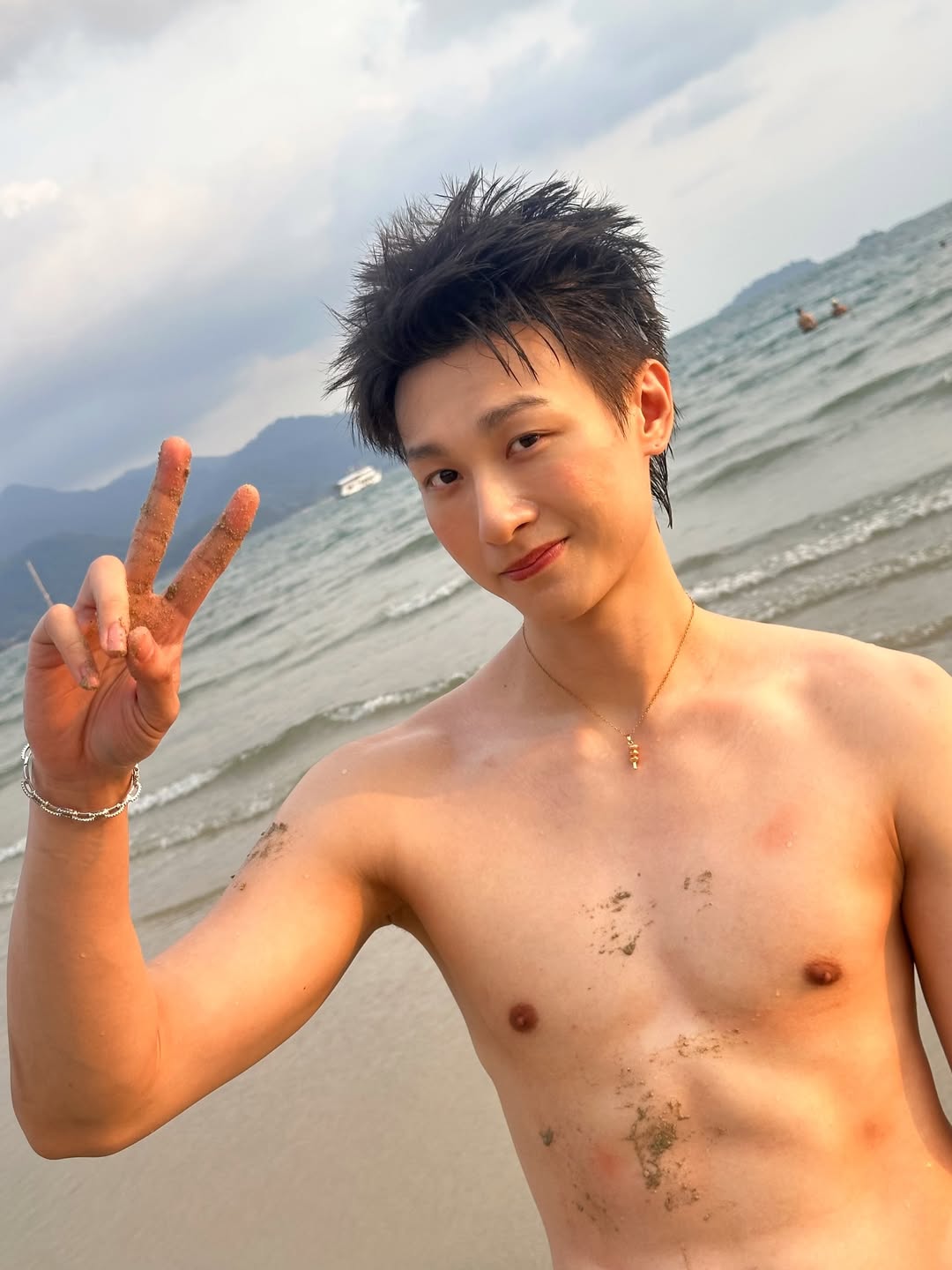 กัน - ณภัทร ณ ระนอง