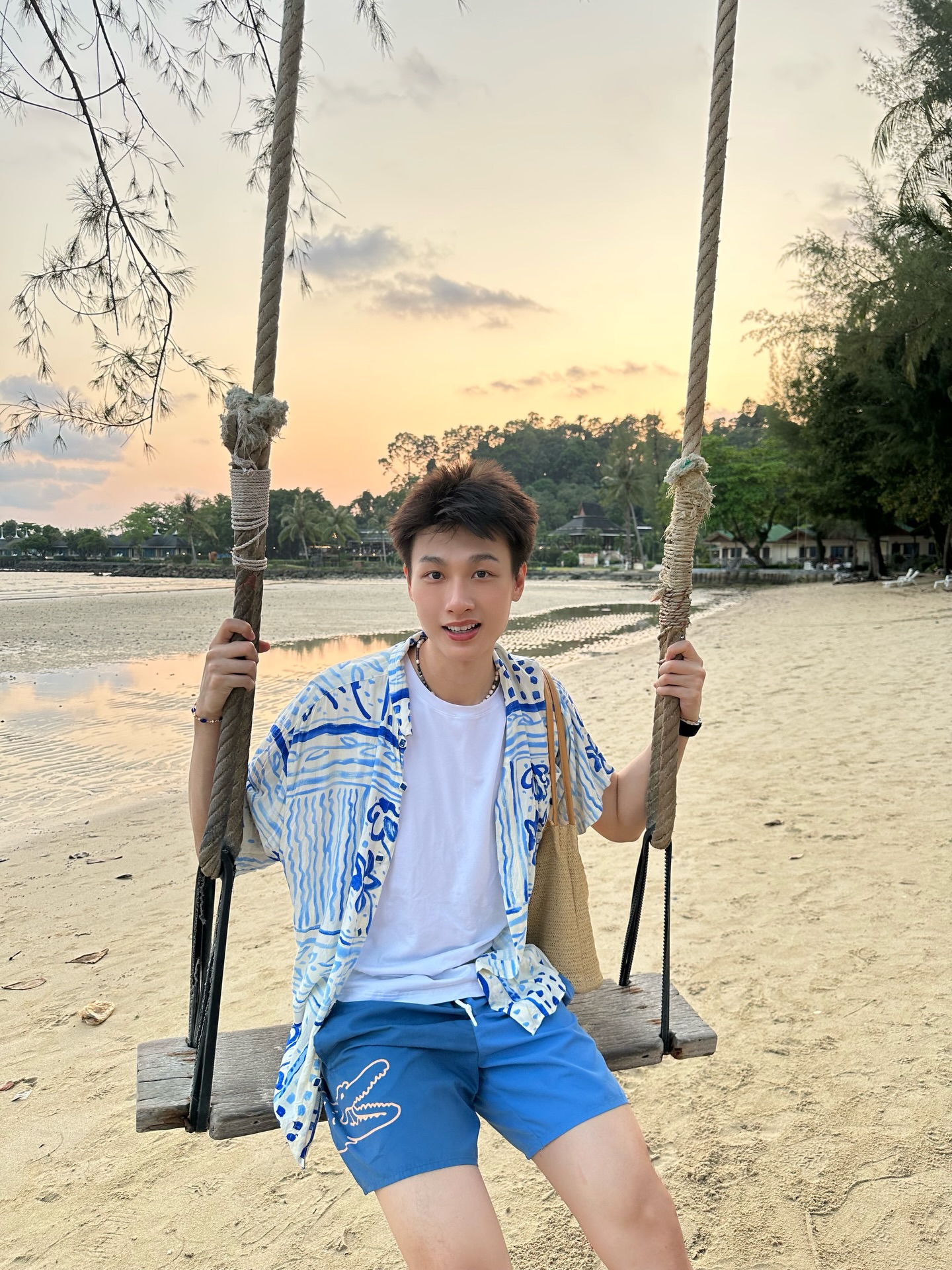 กัน - ณภัทร ณ ระนอง