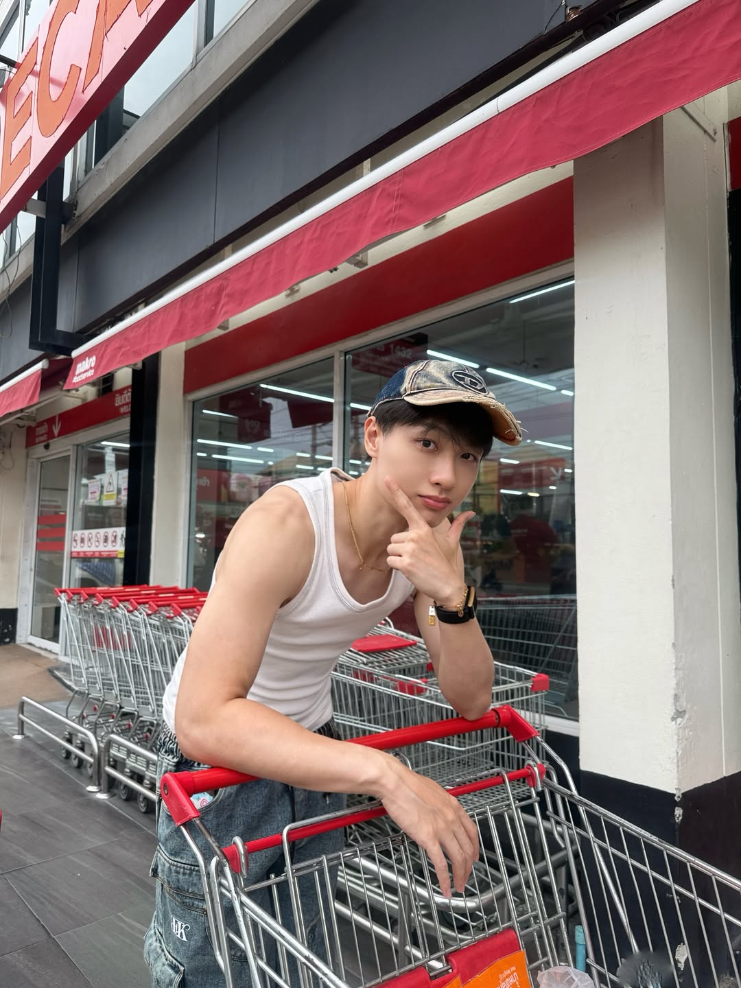 กัน - ณภัทร ณ ระนอง